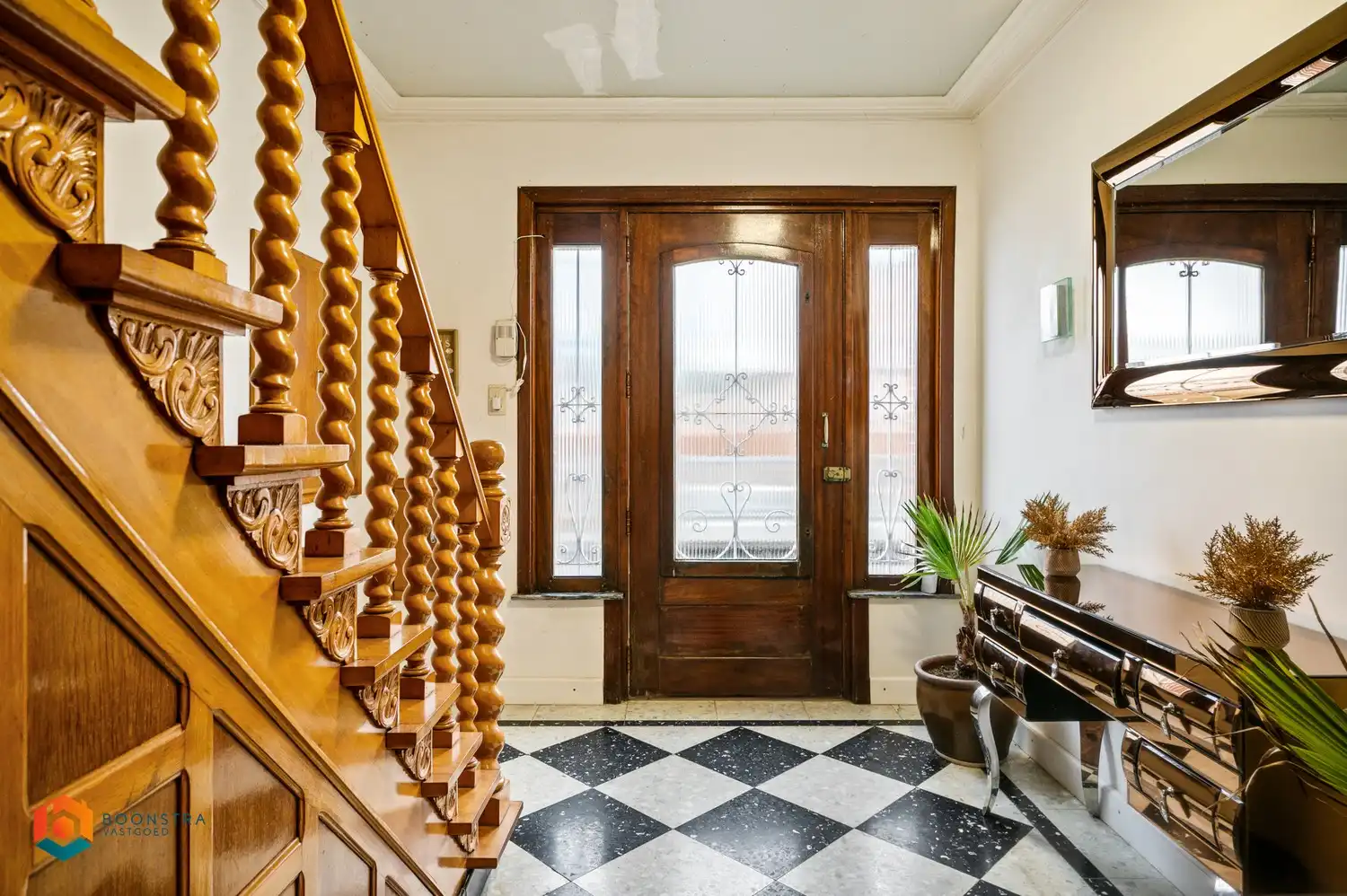 Ruime woning met 3 slpkrs foto 15