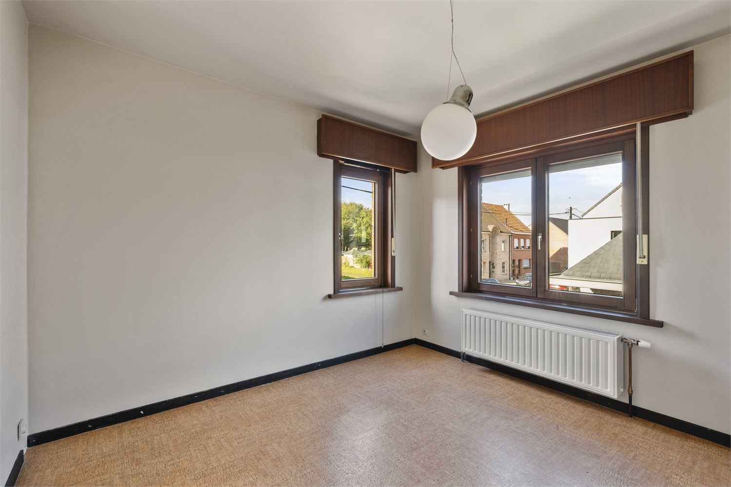 GERENOVEERDE WONING MET ADEMBENEMENDE VERGEZICHTEN foto 24