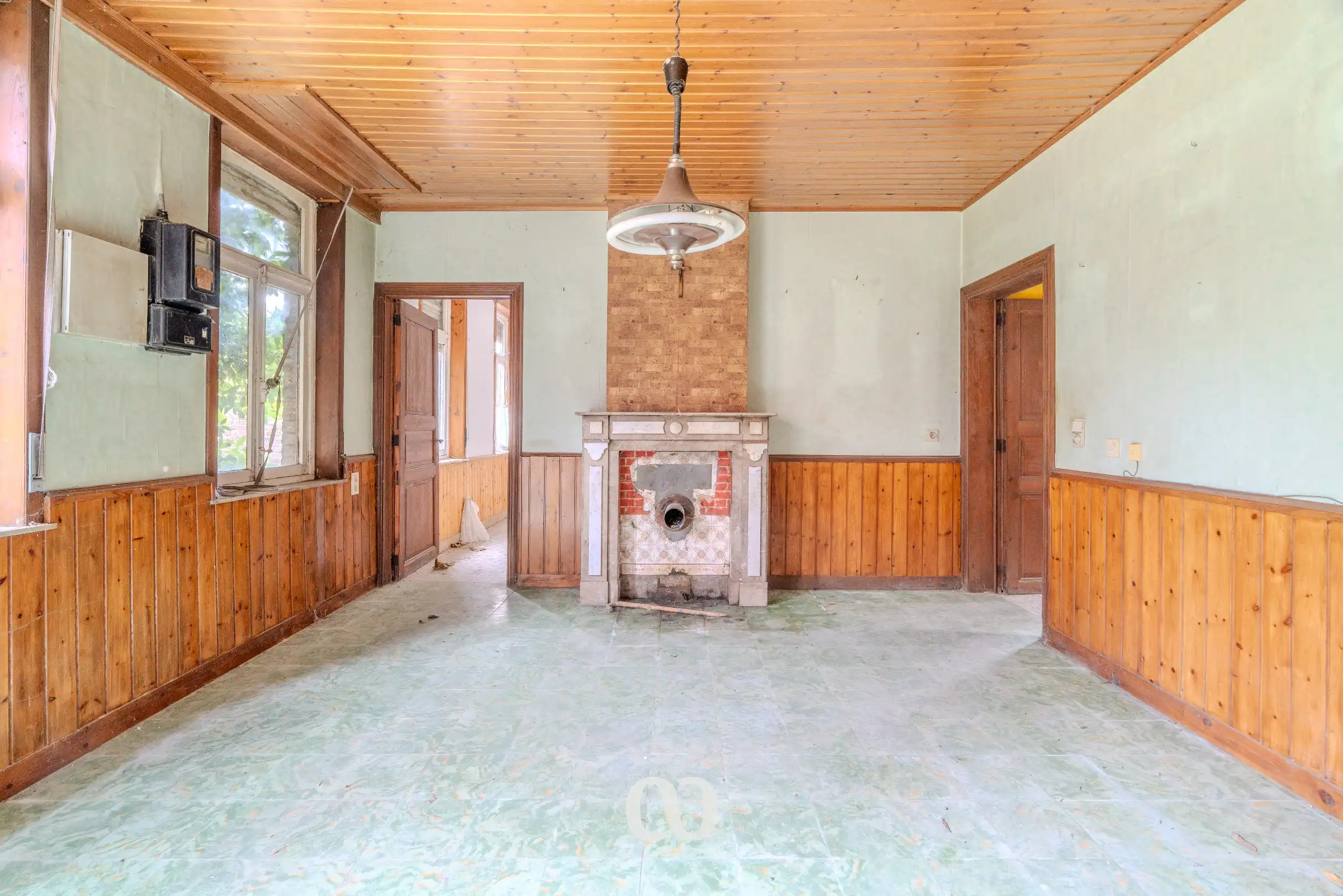 Pastorijwoning met tal van bijgebouwen foto 4