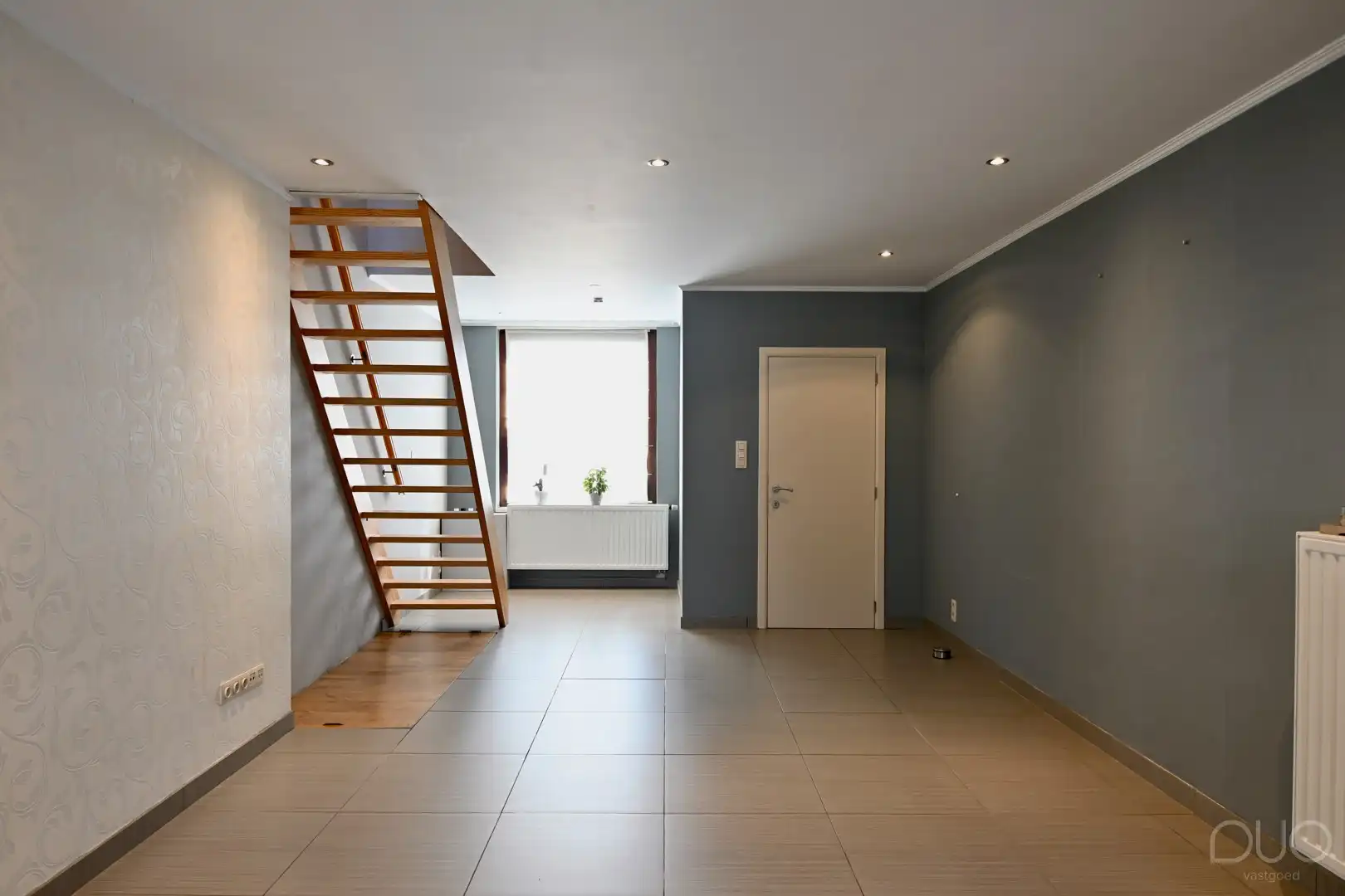 Instapklare rijwoning met west geörienteerde buitenruimte foto 3