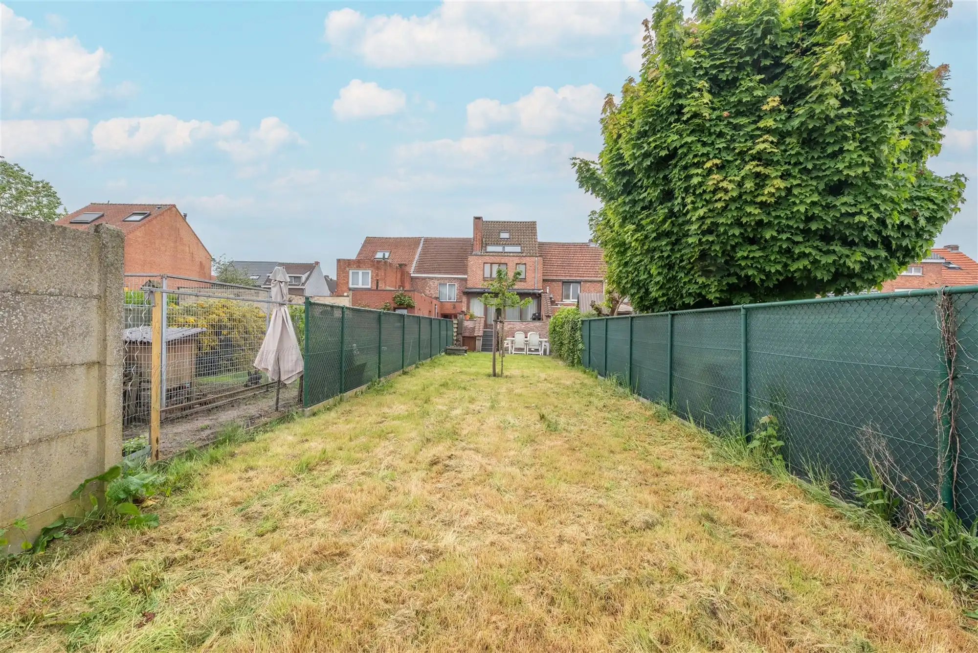 rustig gelegen gezinswoning met 4 slpks, garage en tuin foto 14