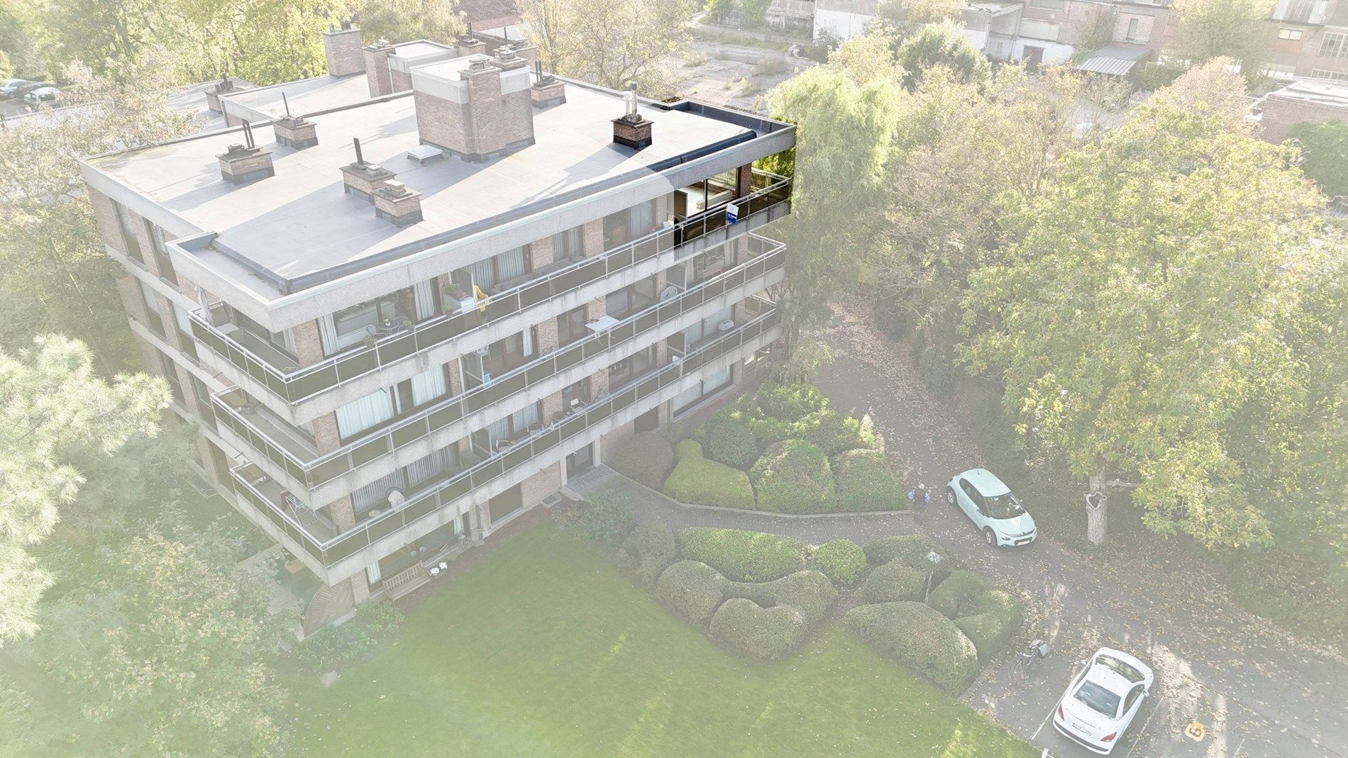 Groot appartement met terras, verzicht, staanplaats en 2 kamers foto 5