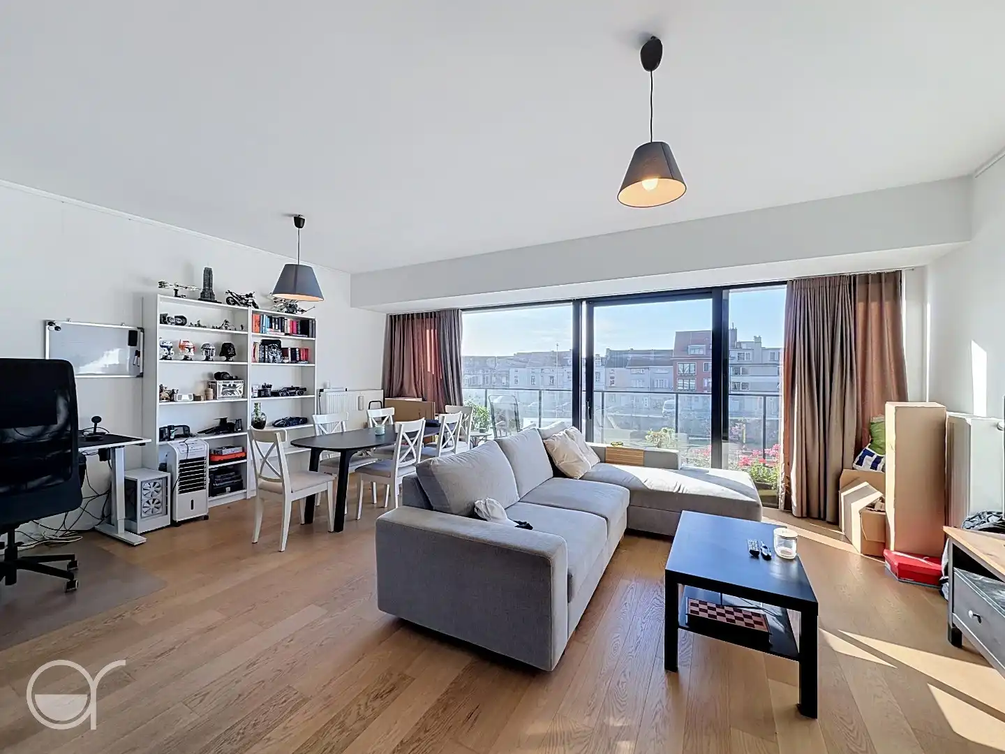 1 slaapkamer appartement met zicht op water & een ondergrondse parkeerplaats foto 2