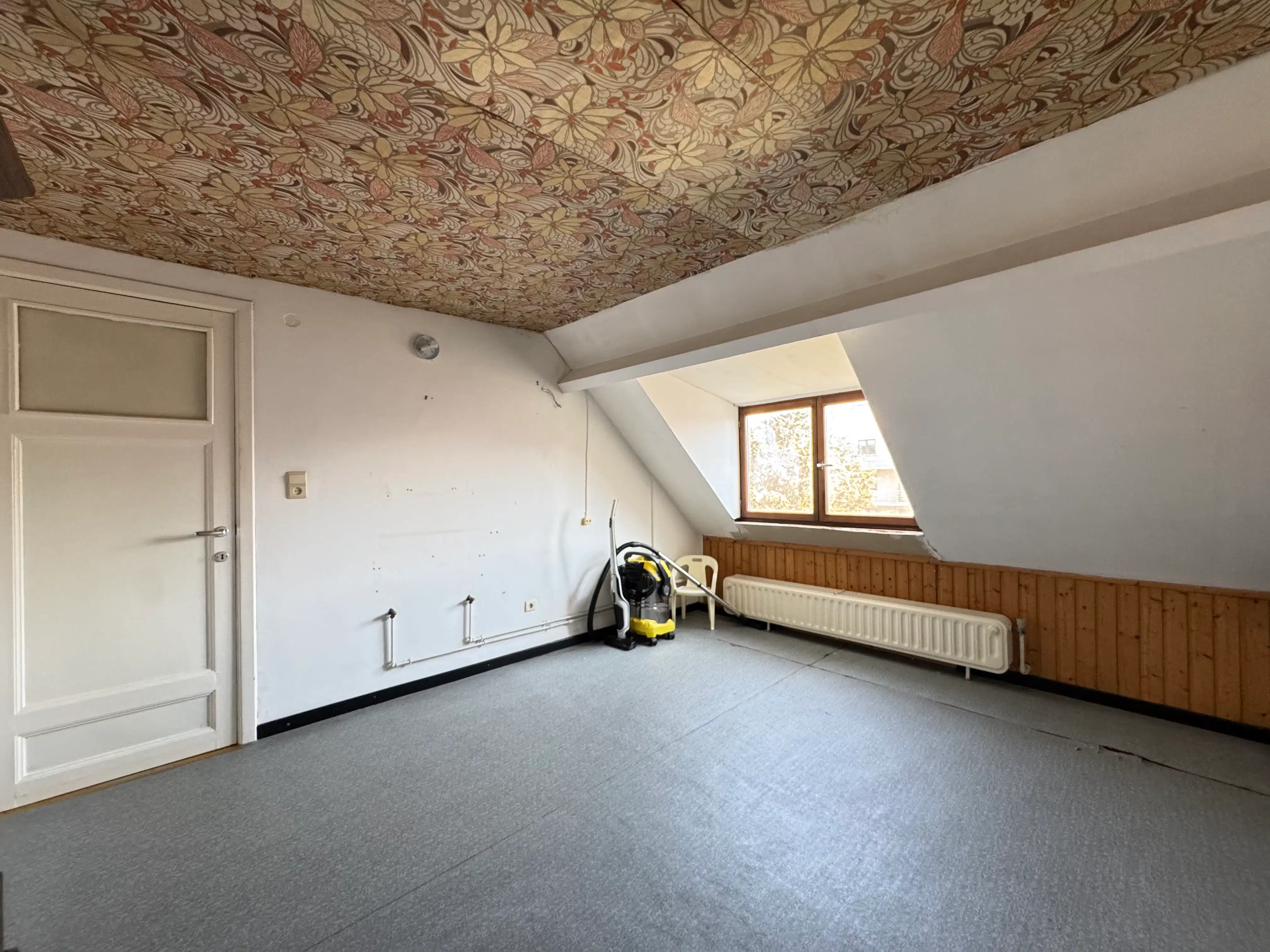 Unieke renovatiekans op topligging in Mariakerke foto 9