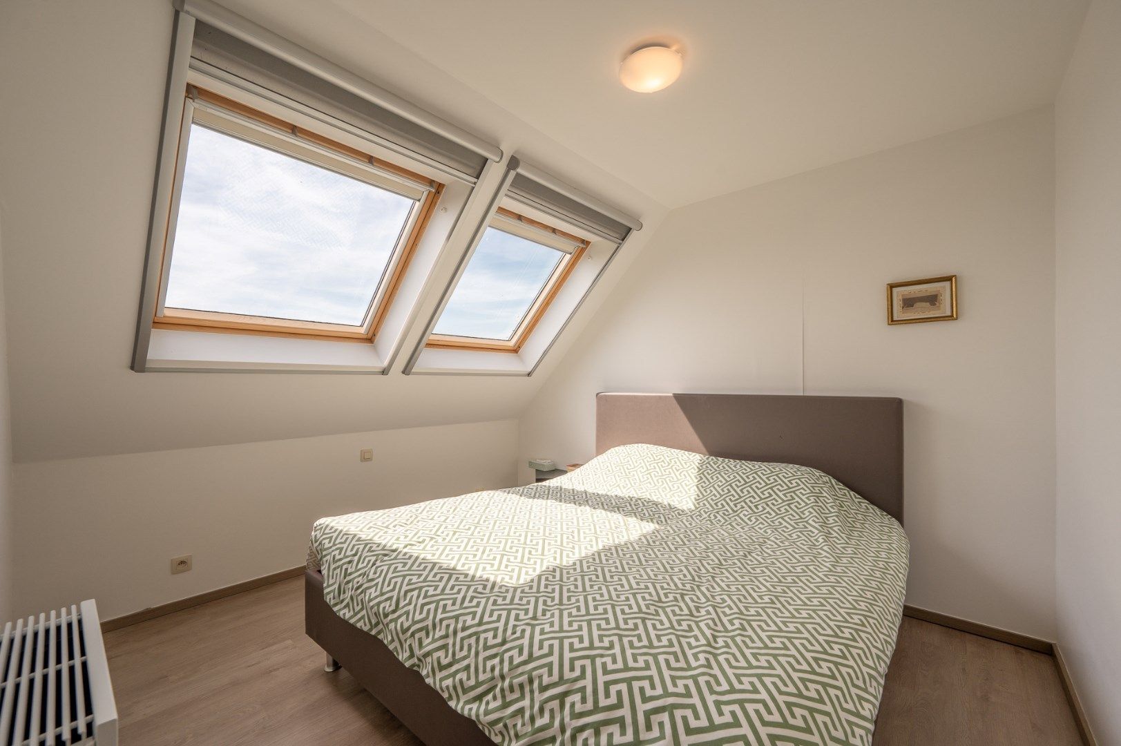 Instapklaar appartement met garage op centrale ligging te Bredene. foto 6