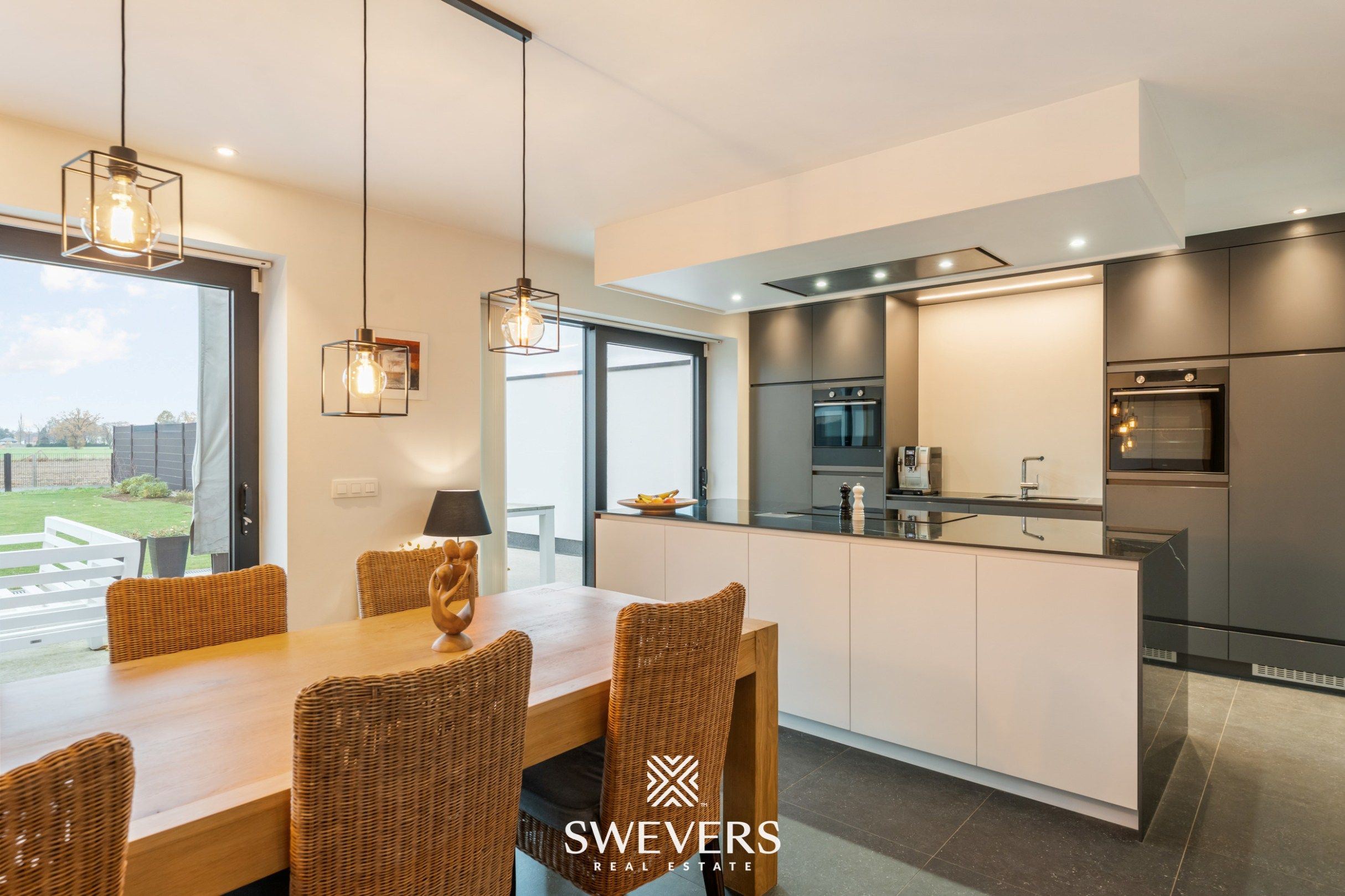 Instapklare gezinswoning met 3 slpks en ruime tuin foto 12