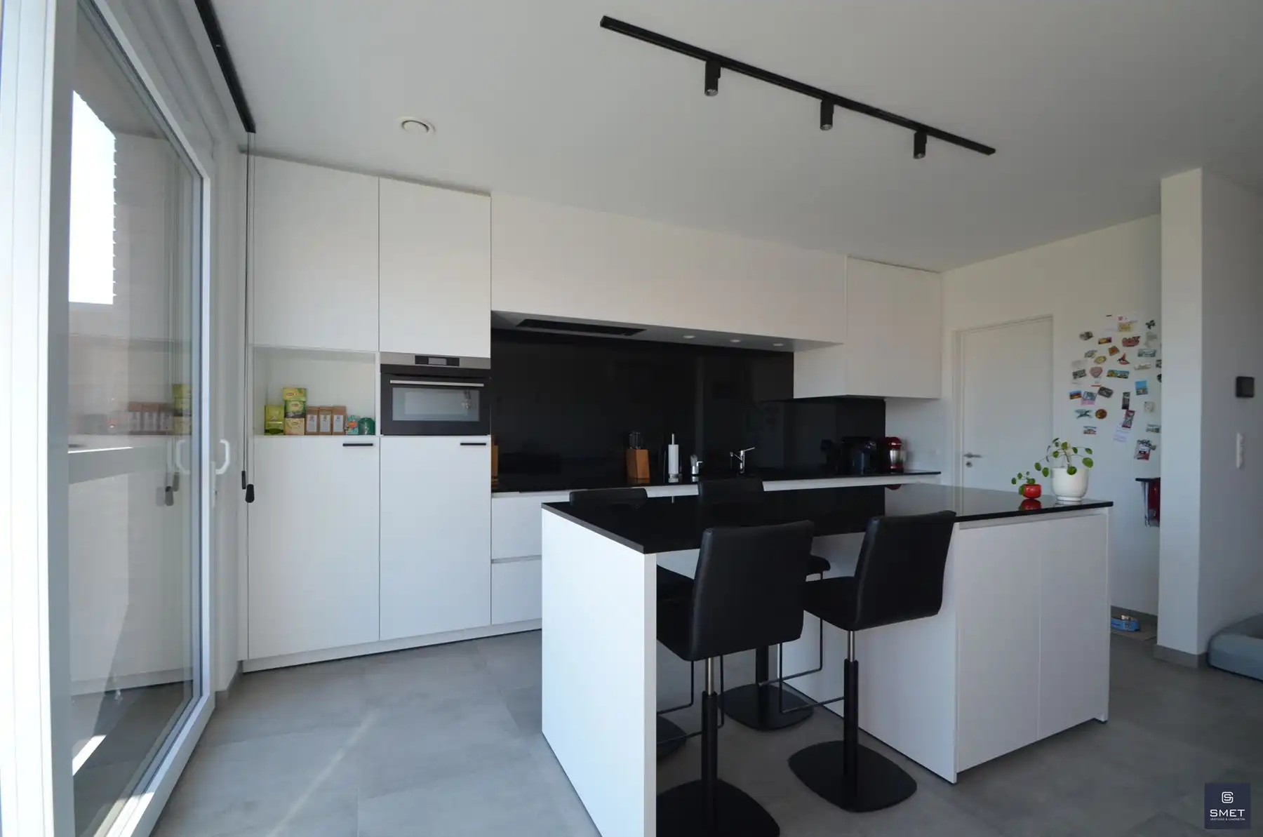 RECENTE  BEN-WONING  MET 5 SLPKS, TUIN EN GAR. foto 12