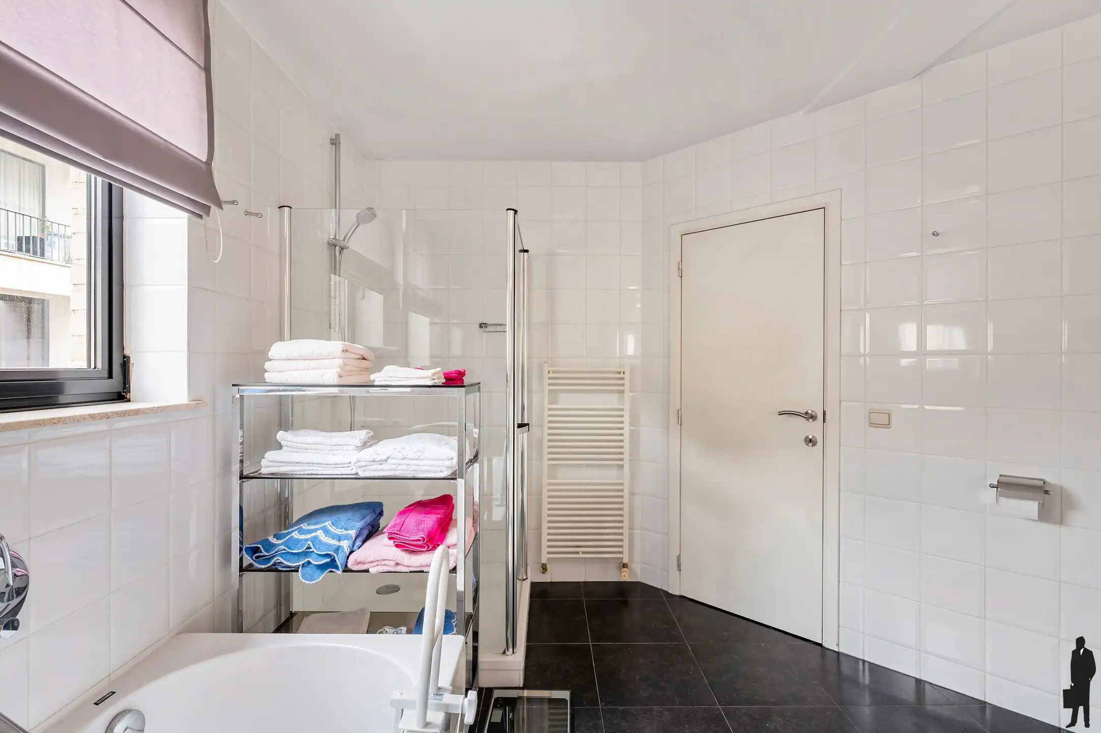 Lichtrijk duplex appartement met uitzonderlijk brede gevel foto 14