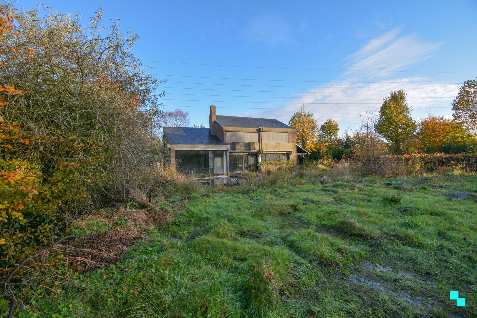 Unieke te renoveren woning / bouwgrond, rustig en groen gelegen te Wallemote foto 2