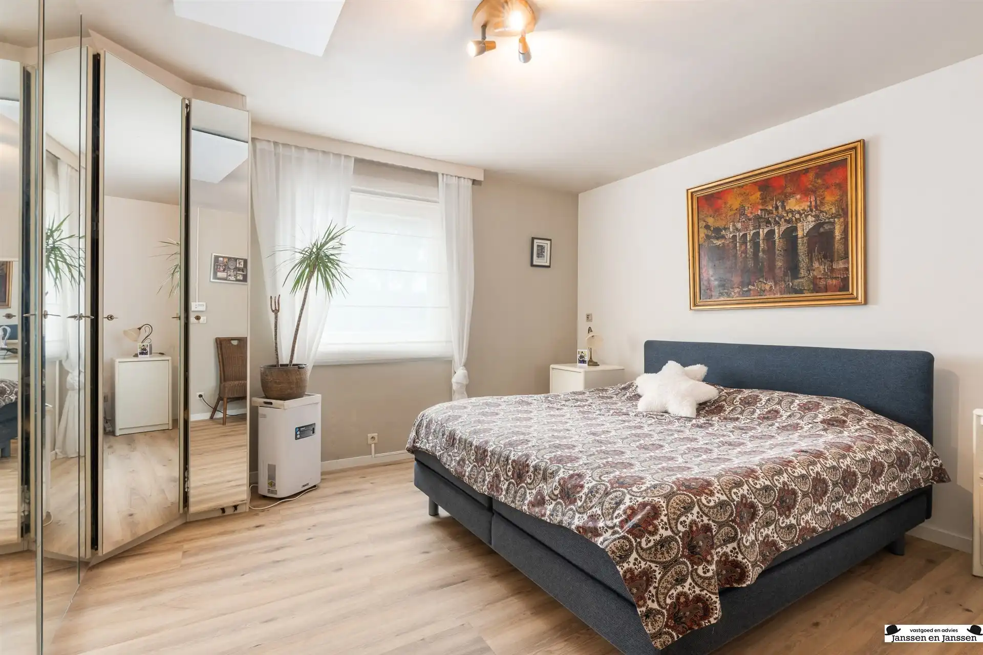 Unieke laagbouwwoning met 4 slaapkamers foto 15