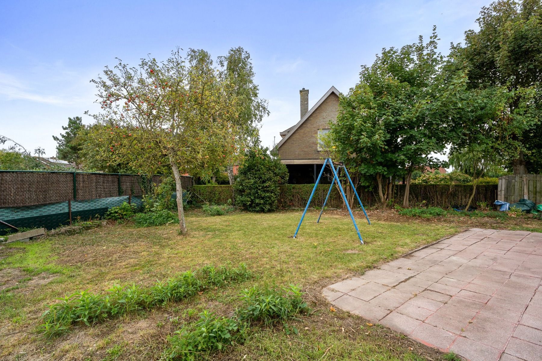 Volledig te renoveren bungalow met 3 slpk. te Stene foto 8