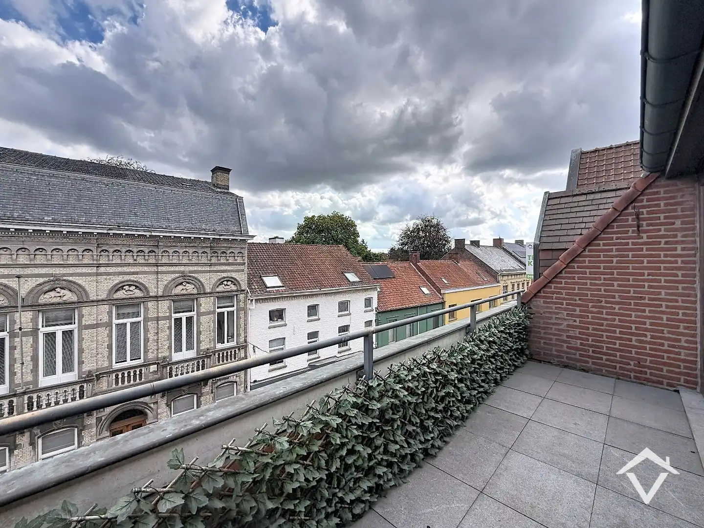 Ruim, gezellig dakappartement met 3 slaapkamers in centrum Roeselare  foto 18