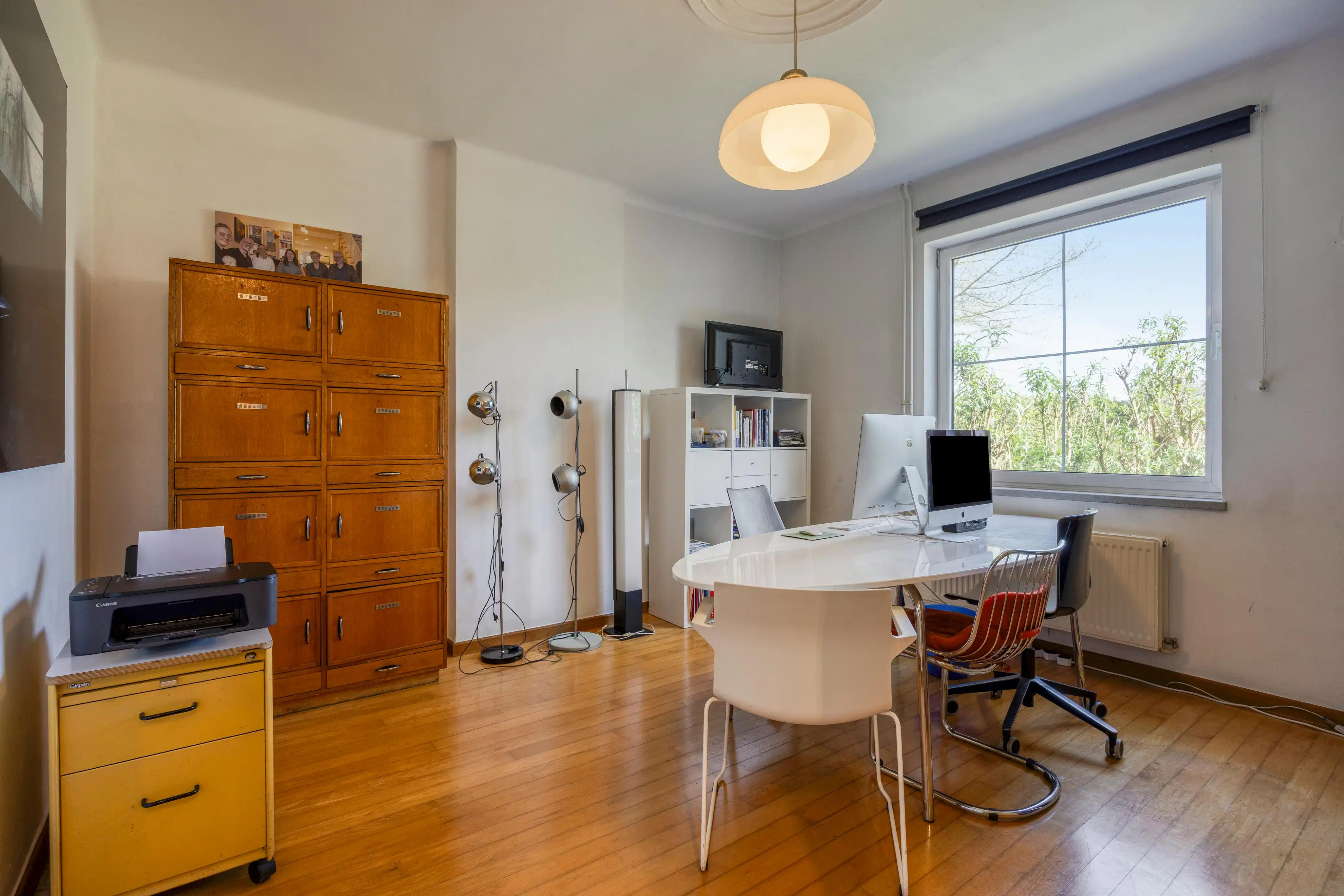 Instapklare gezinswoning met 5 slaapkamers en ruime tuin foto 4