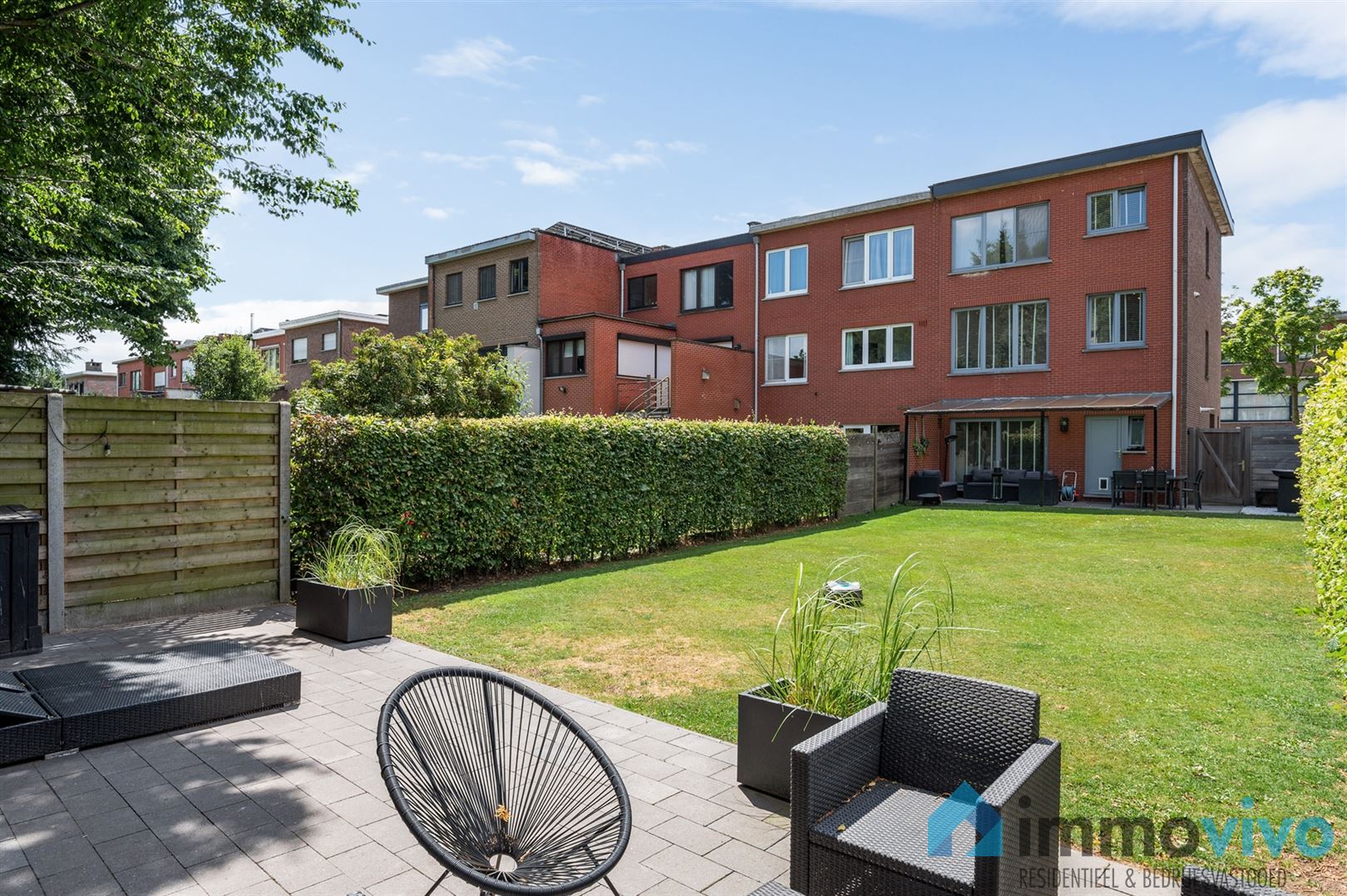 Gerenoveerde woning met prachtige tuin op toplocatie in Edegem foto 10