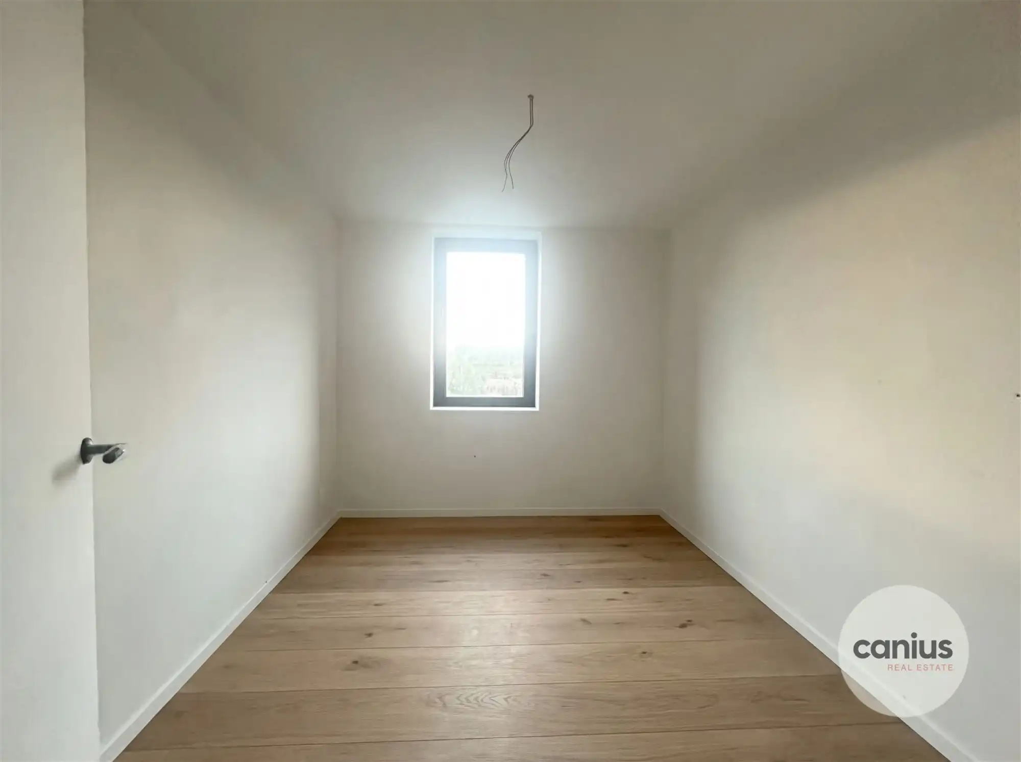 KNAPPE NIEUWBOUWWONING MET 3 SLPKS foto 9