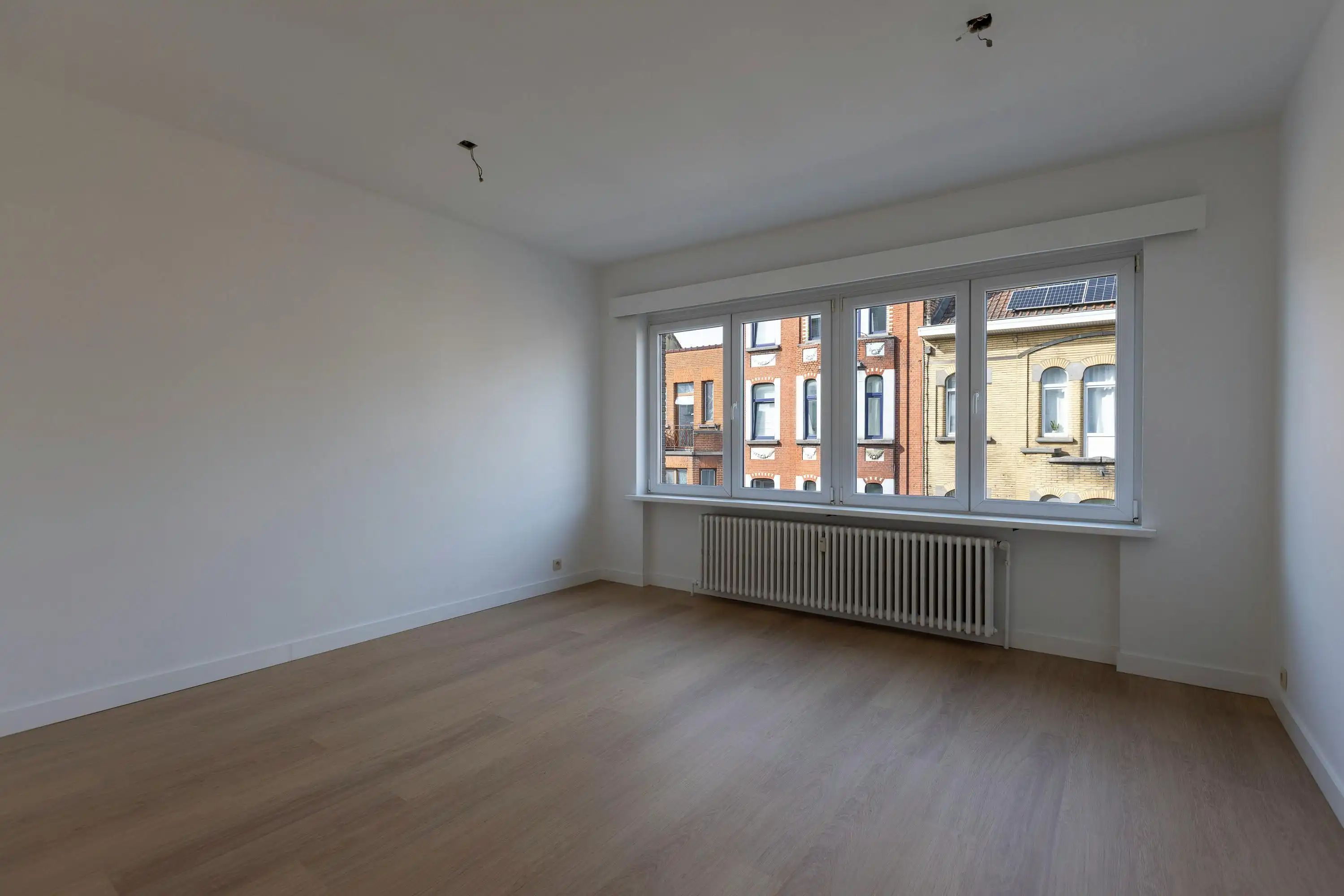 Appartement met twee slaapkamers in Neder-Over-Heembeek. foto 6