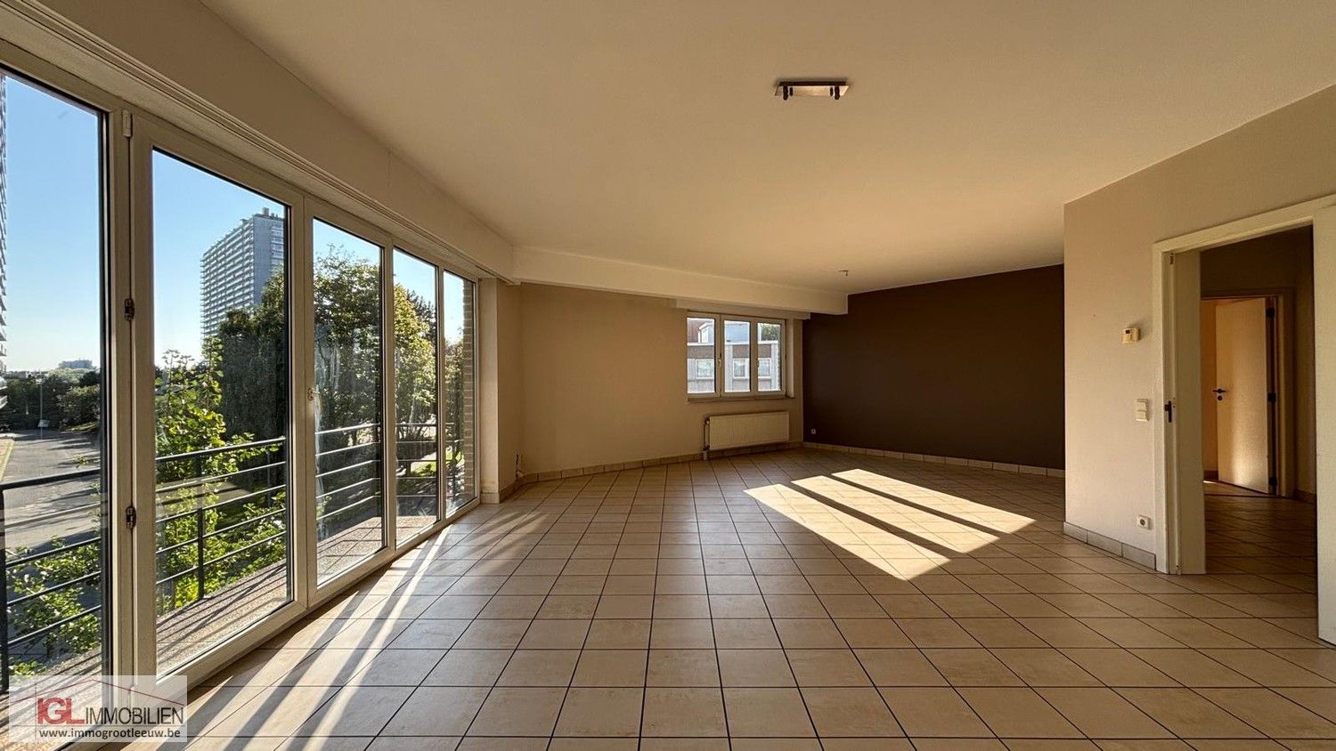 Mooi appartement te Sint-Jans-Molenbeek foto 2