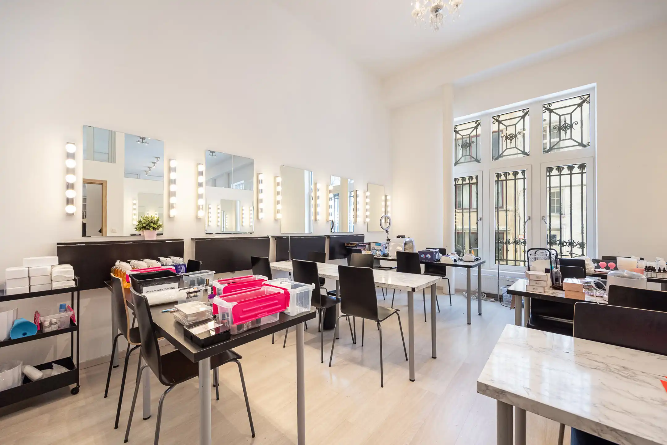 ANTWERPEN - Uitzonderlijke handelsruimte op centrale locatie foto 4