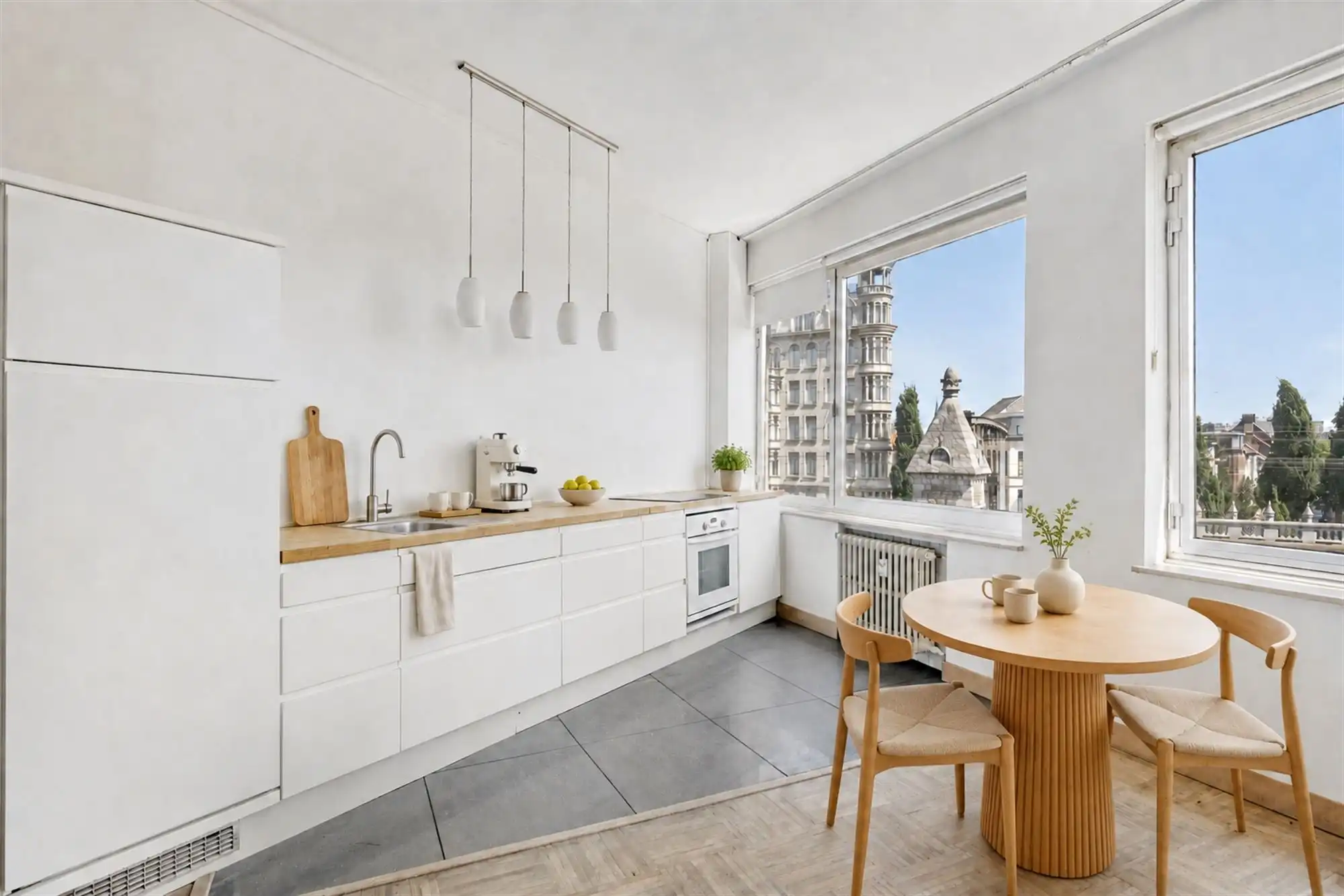 Lichtrijk appartement met 1 slaapkamer en gemeenschappelijke tuin foto 5