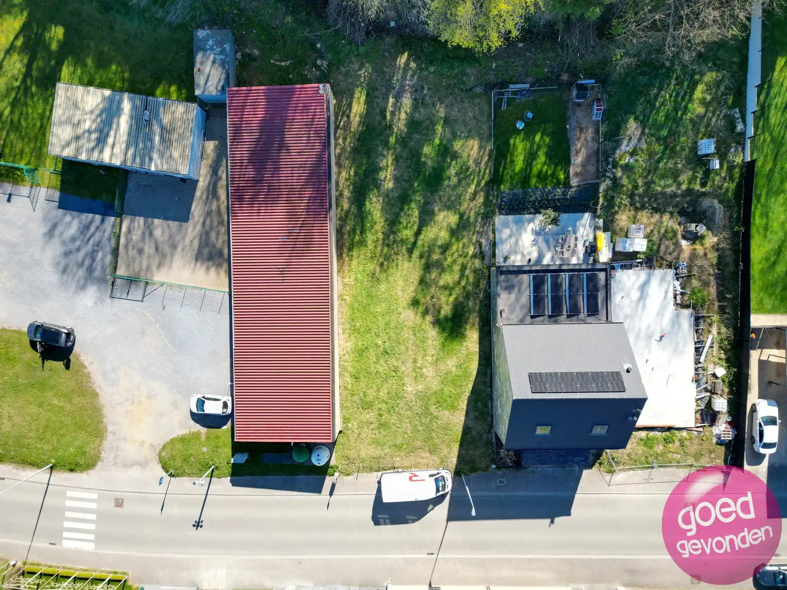 HOB - 644 m² - dorpskern - zonnige tuin foto 4