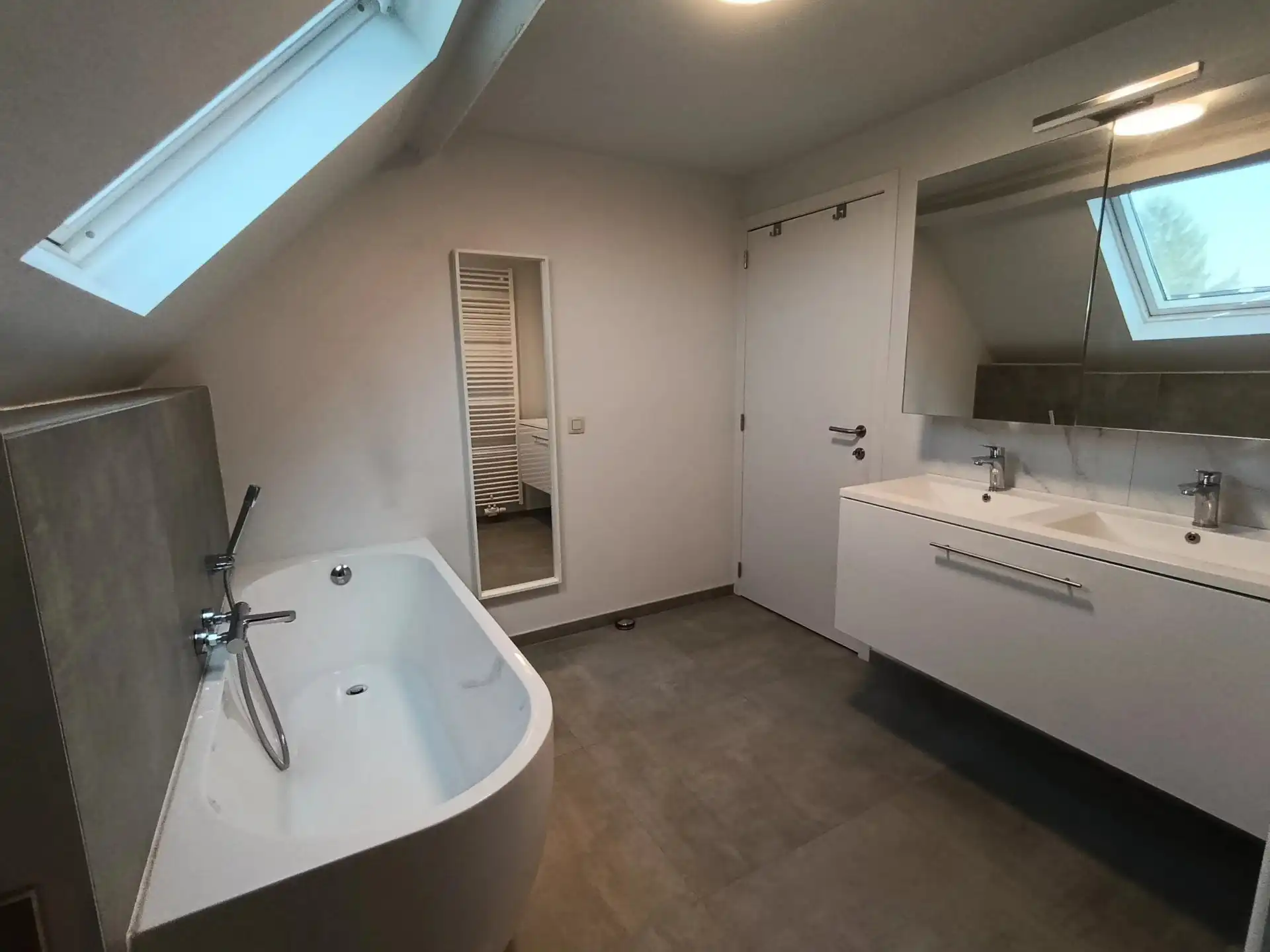 Triplexappartement met terras Sint-Truiden. foto 11