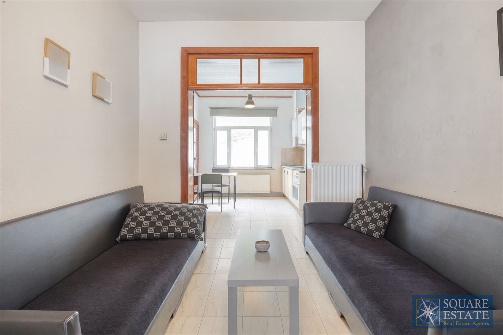 Appartementsgebouw foto 3