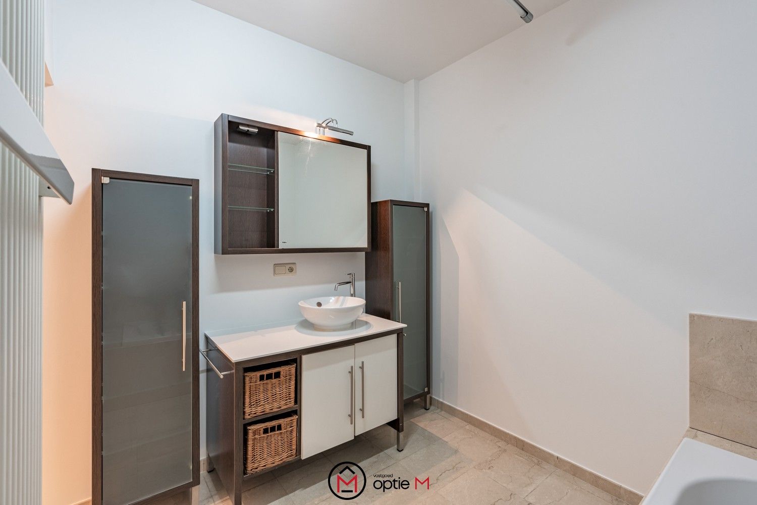 Ruim energiezuinig appartement met uitzicht op Hasselt foto 26