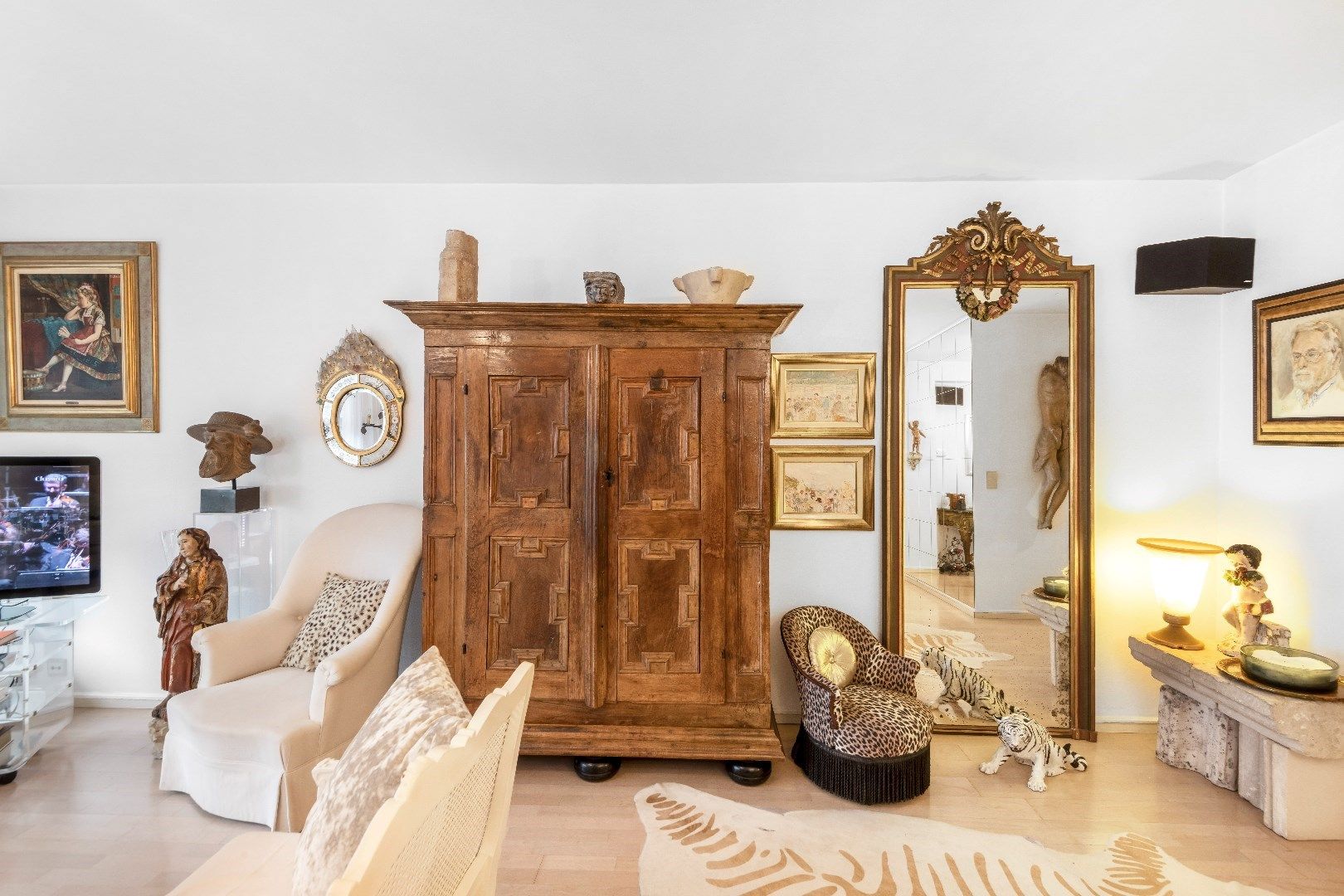 Aangenaam appartement gelegen  wandelafstand van de Zeedijk en de Dumortierlaan. garage te koop foto 5