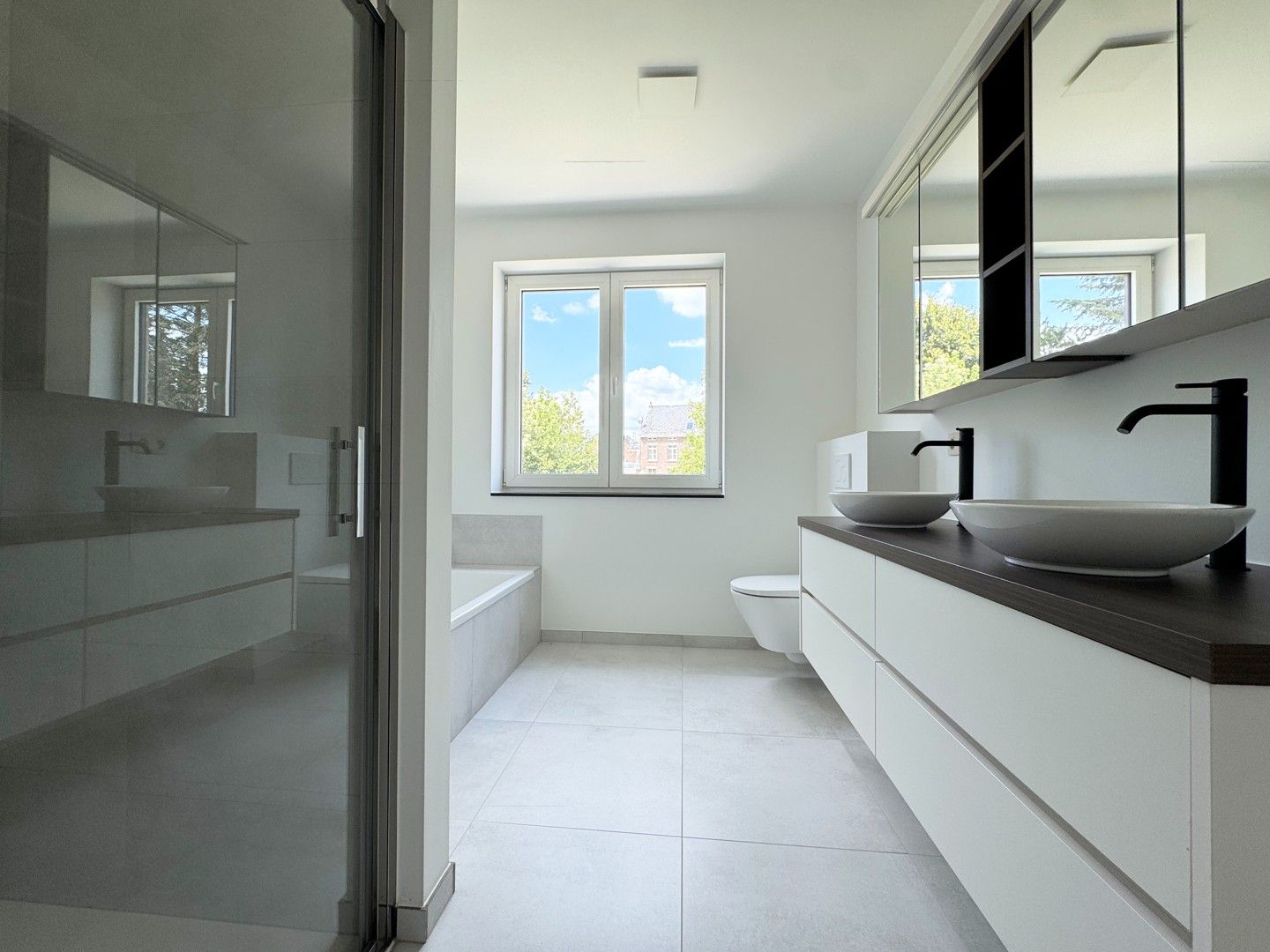 Nieuwbouwwoning met grote tuin en 4 slaapkamers foto 11