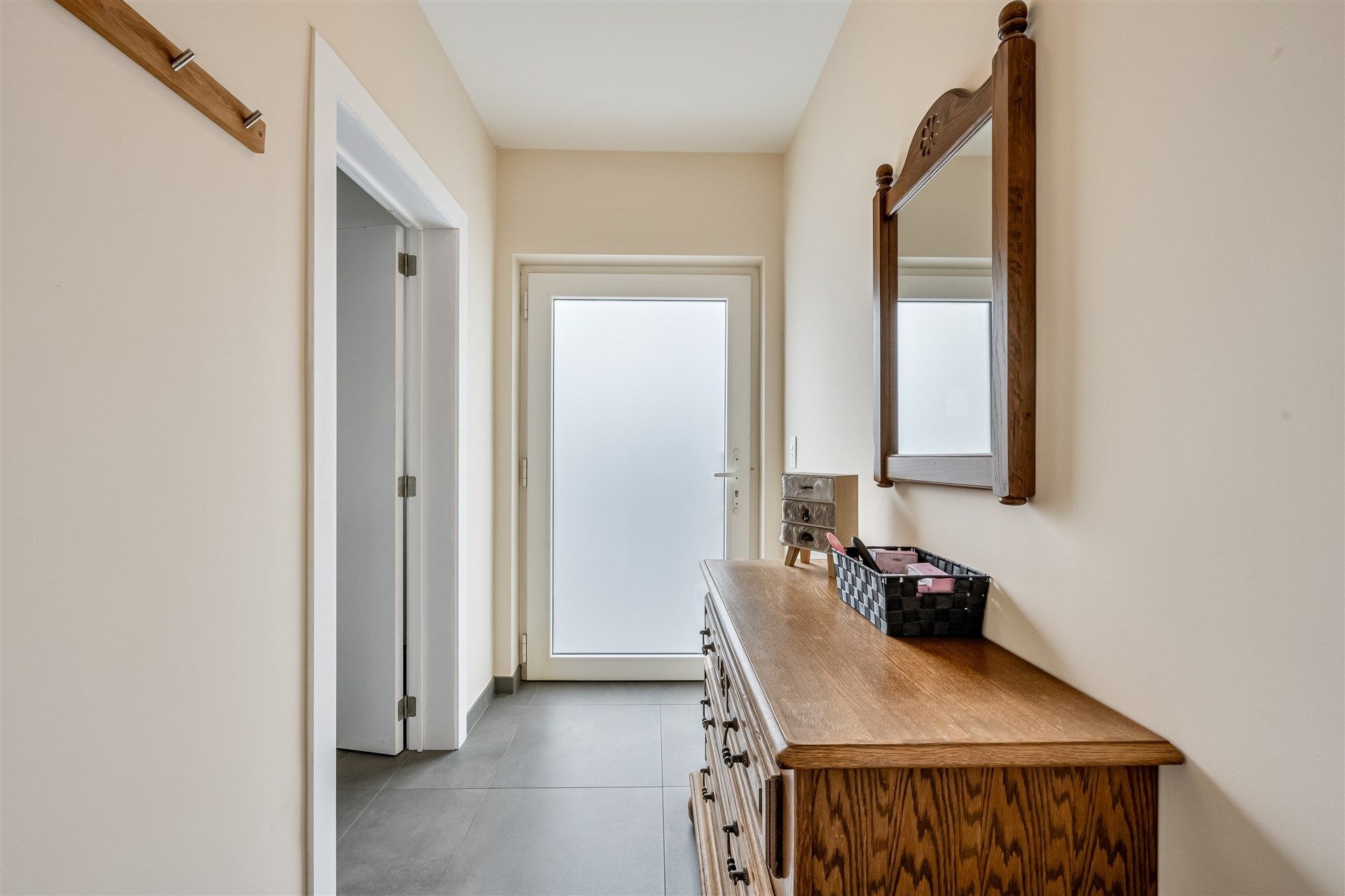 Charmante woning met 3 slaapkamers en leuke tuin. foto 7