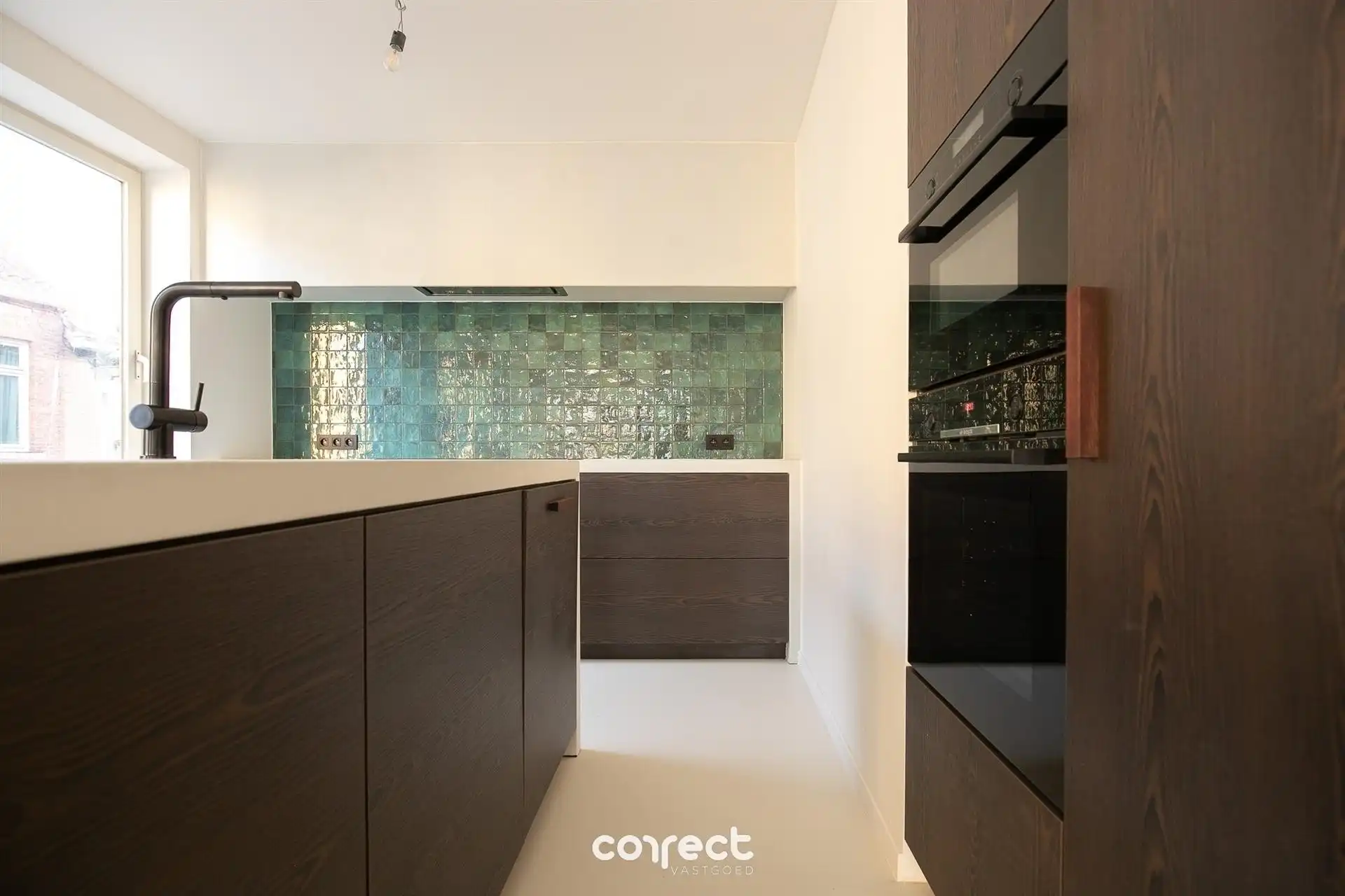 Volledig vernieuwde hoekwoning. foto 4