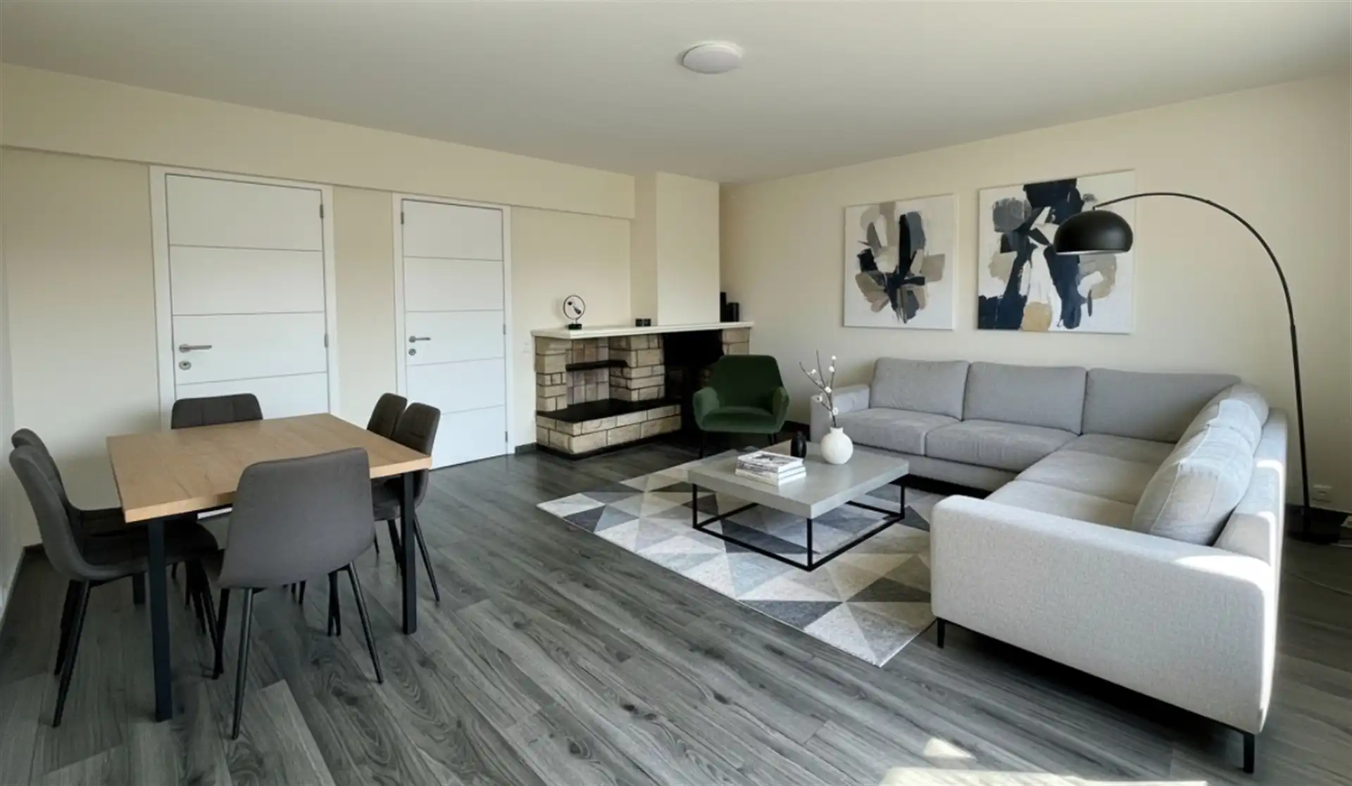 Lichtrijk en ruim appartement in hartje Kortenberg foto 2