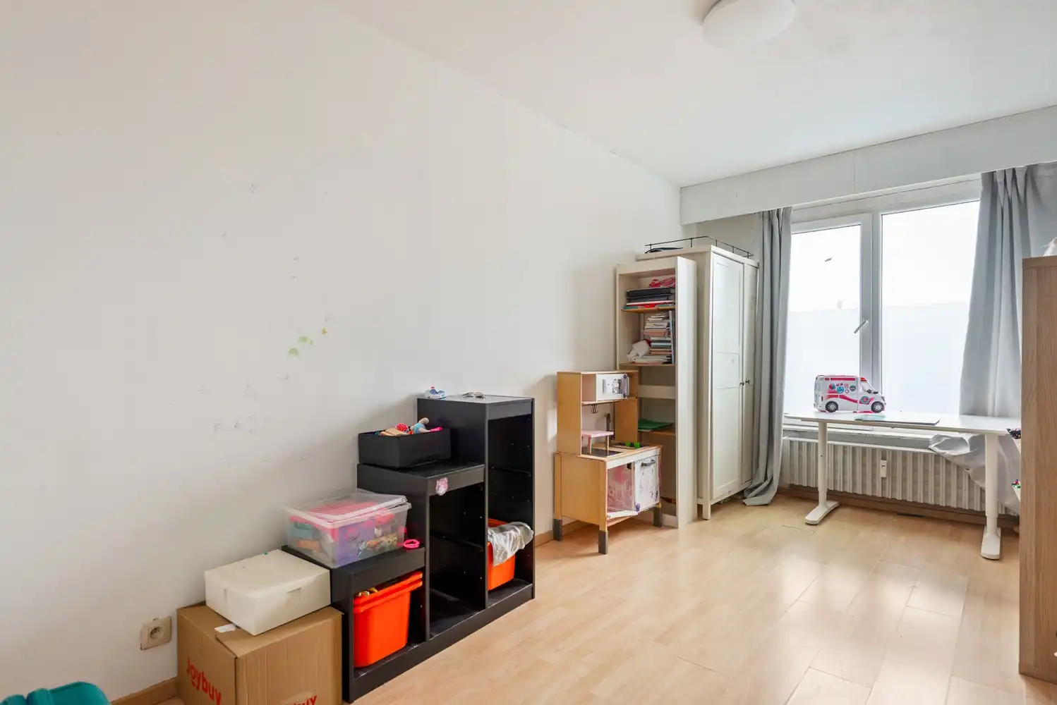 Appartement met twee ruime slaapkamers op de tweede verdieping! foto 8