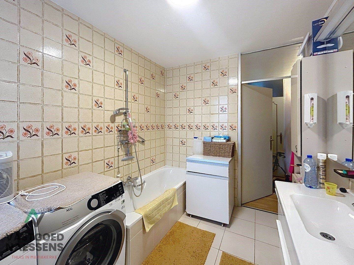 INSTAPKLARE WONING MET 3 SLPK, GARAGE EN ZONNIGE TUIN foto 20