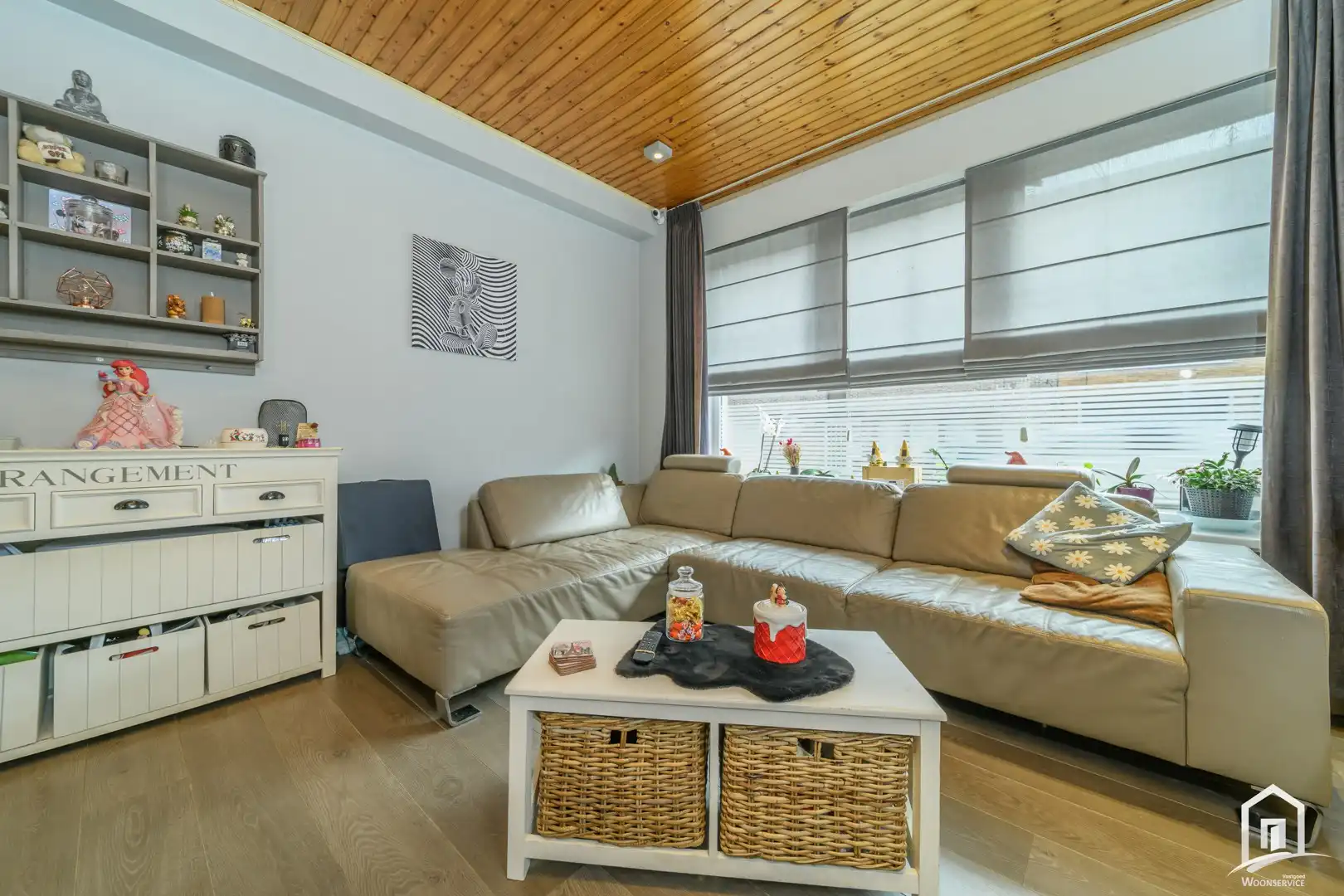 Charmante en verder af te werken woning foto 3