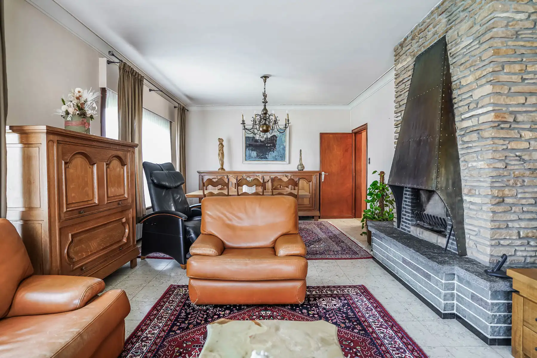 Te renoveren, vrijstaande woning op een perceel van 1070 m² foto 12