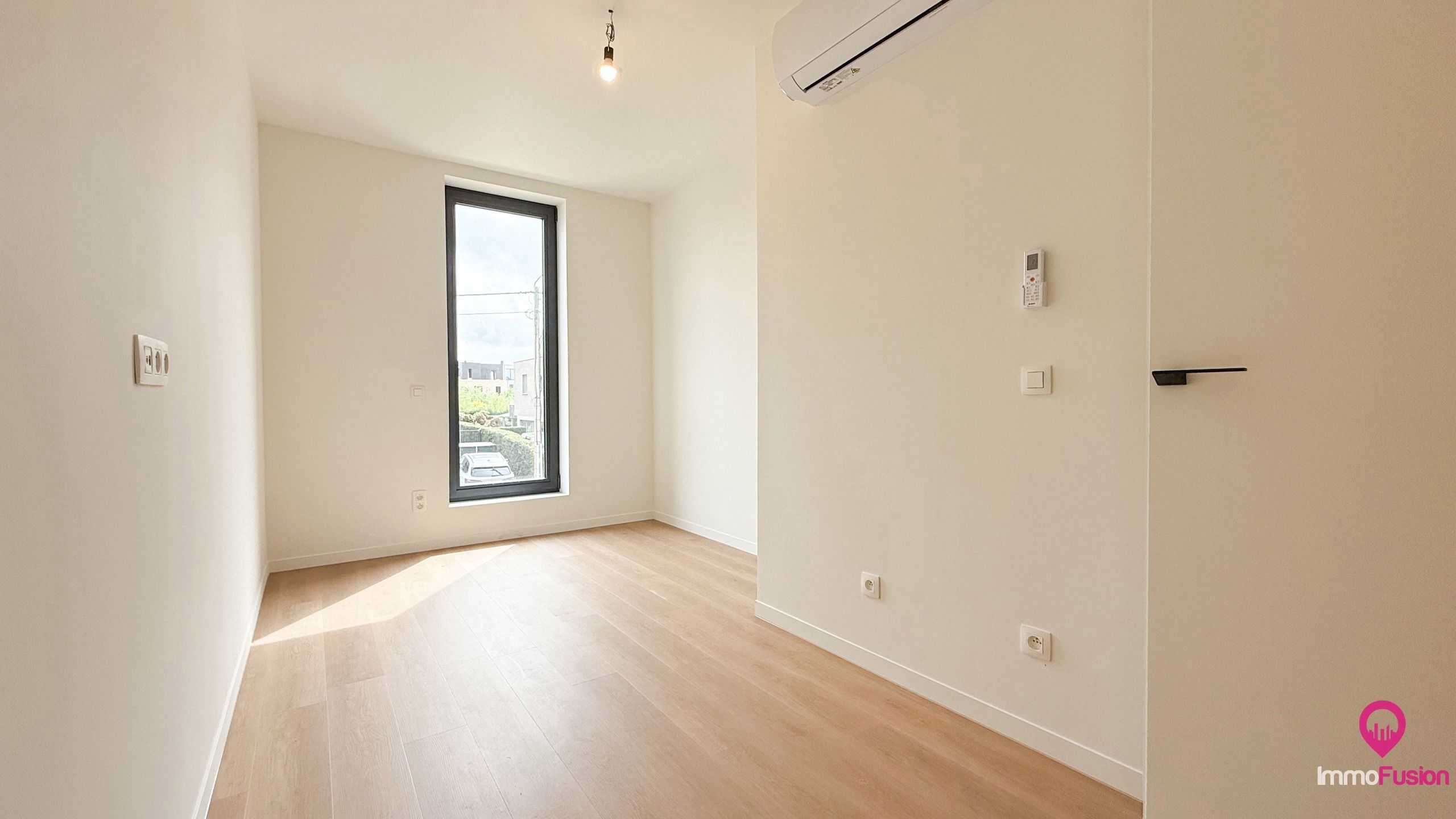 Hoogwaardig afgewerkte woning met industriële look! foto 27