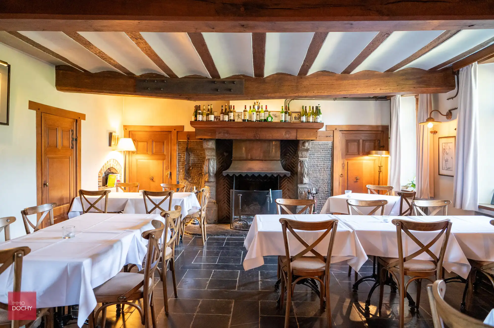 Karaktervolle eigendom met restaurant en woonst foto 15