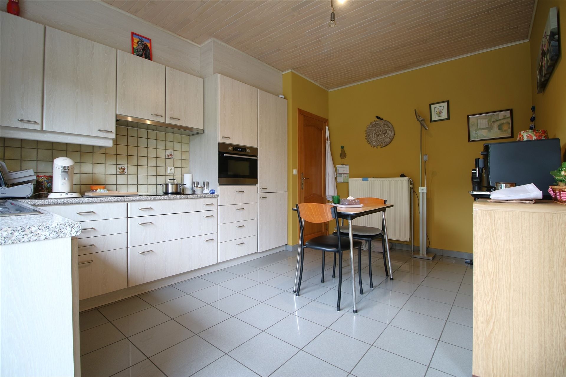 Bungalow met 2 slaapk. in rustige omgeving foto 6