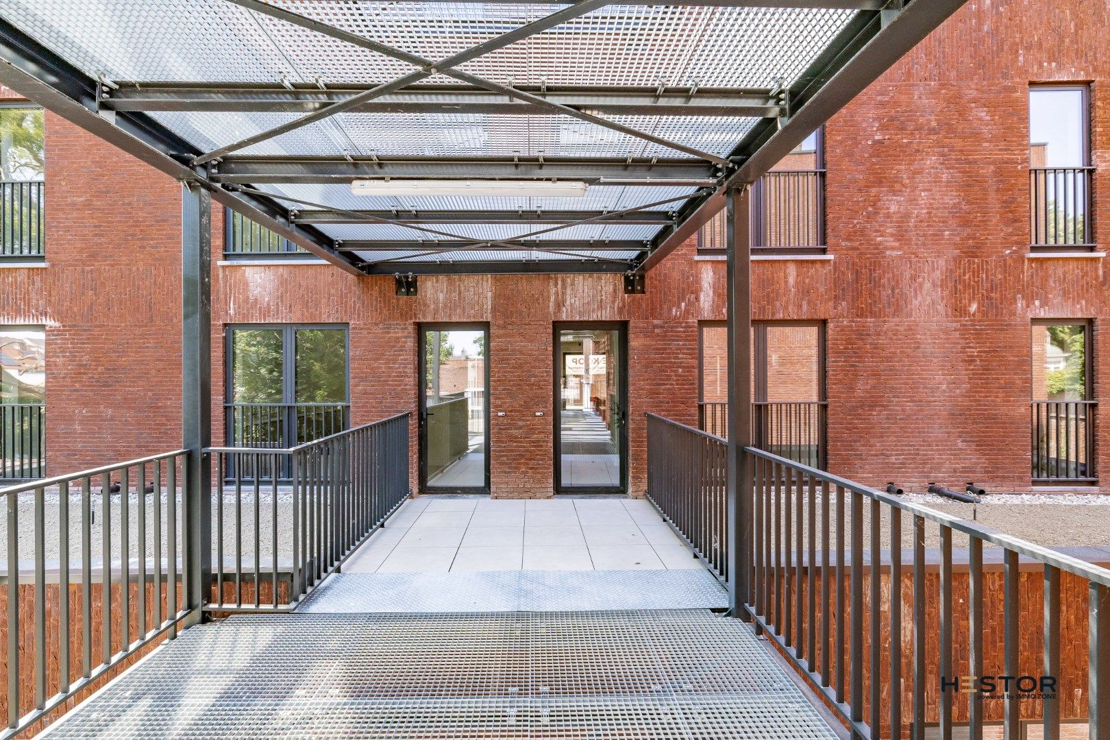 Afgewerkt nieuwbouwappartement met 2 slaapkamers foto 10