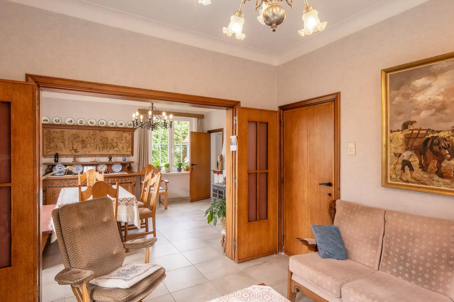 KARAKTERVOLLE WONING MET 5 SLAAPKAMERS OP 9,6 ARE OP UITSTEKENDE LOCATIE foto 7