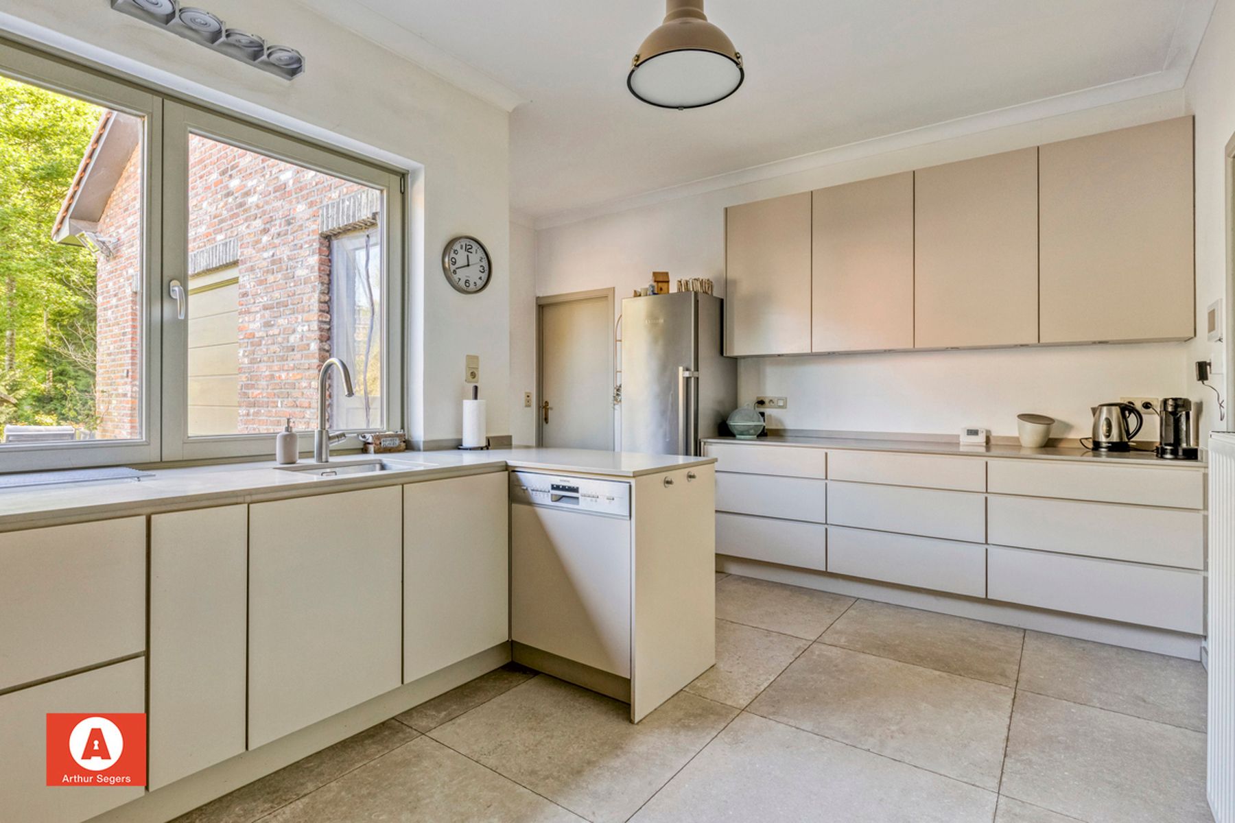 Ruim landhuis met mogelijks 5 slaapkamers in Buggenhout-Bos foto 12