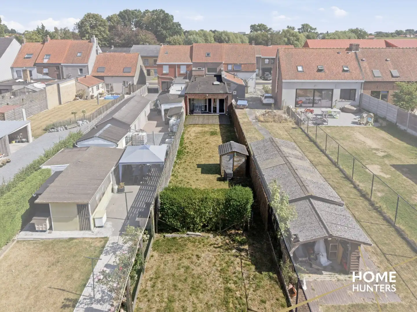 Opbrengsteigendom, bestaande uit 2 appartementen, in het centrum van Staden foto 11