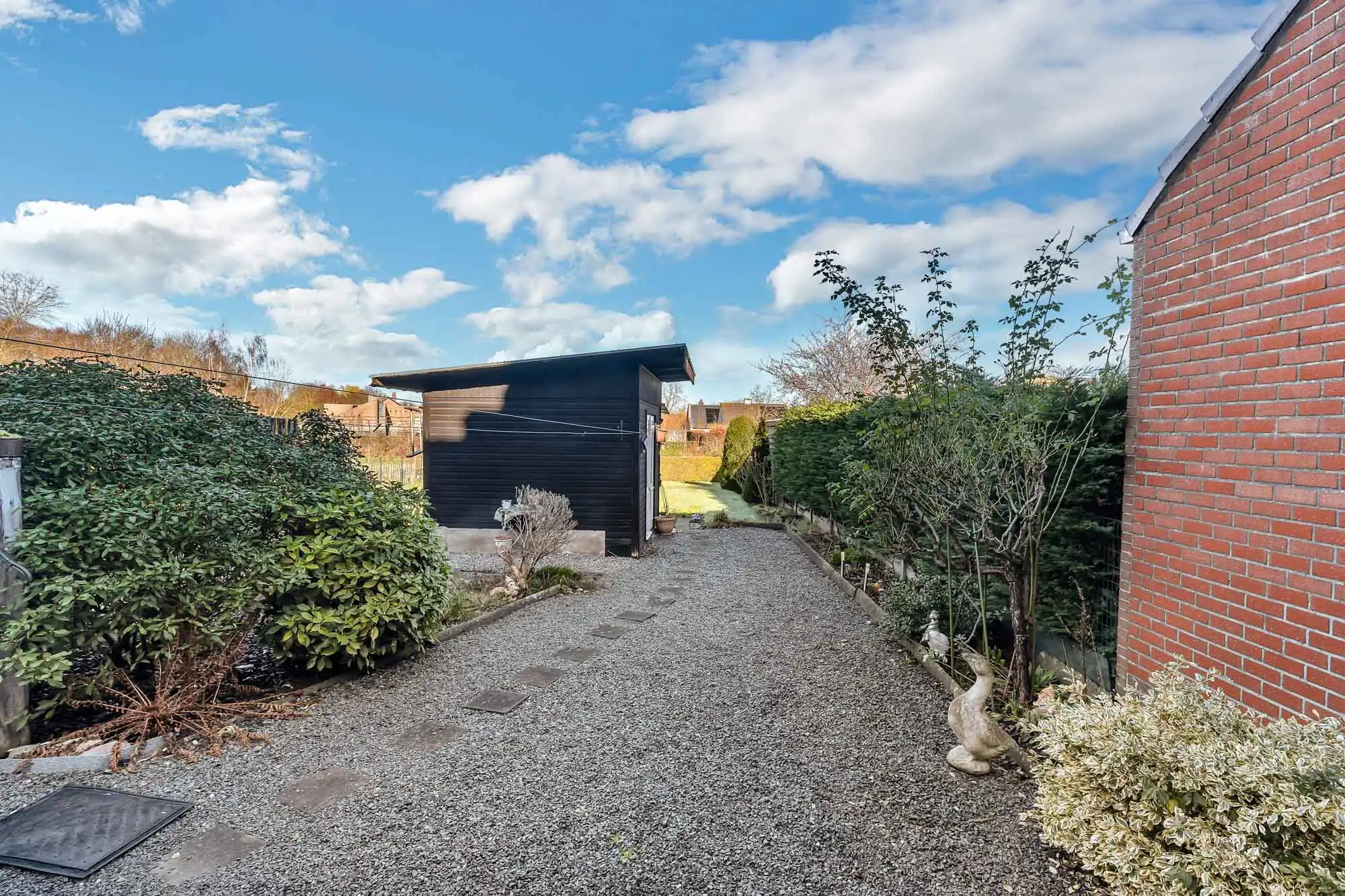 Woning met potentieel en commerciële ruimte foto 16