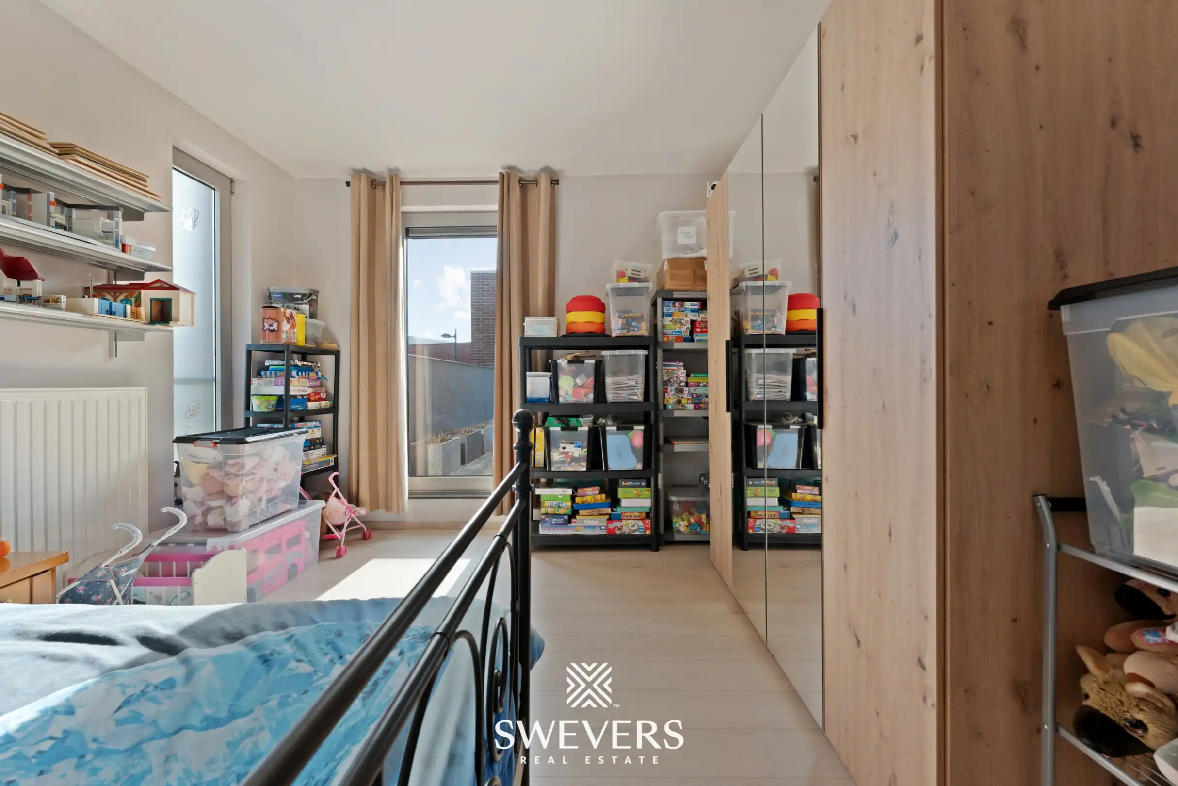 Recent en ruim duplex appartement (140m²) met 2 grote terrassen in centrum Diepenbeek foto 20