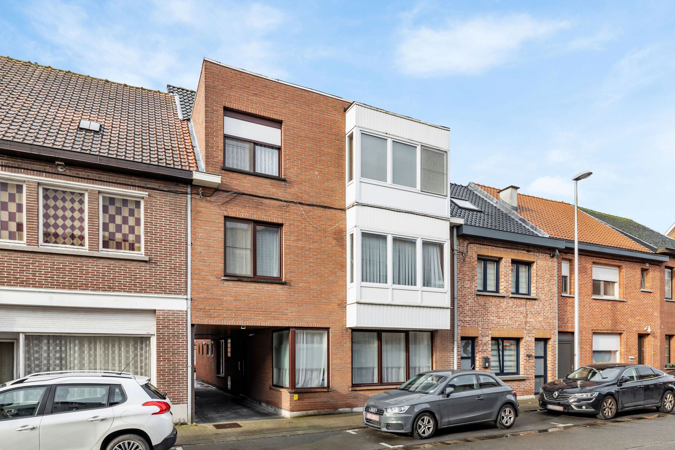 Instapklare duplex te koop met 3 slaapkamers en garage.  foto 1