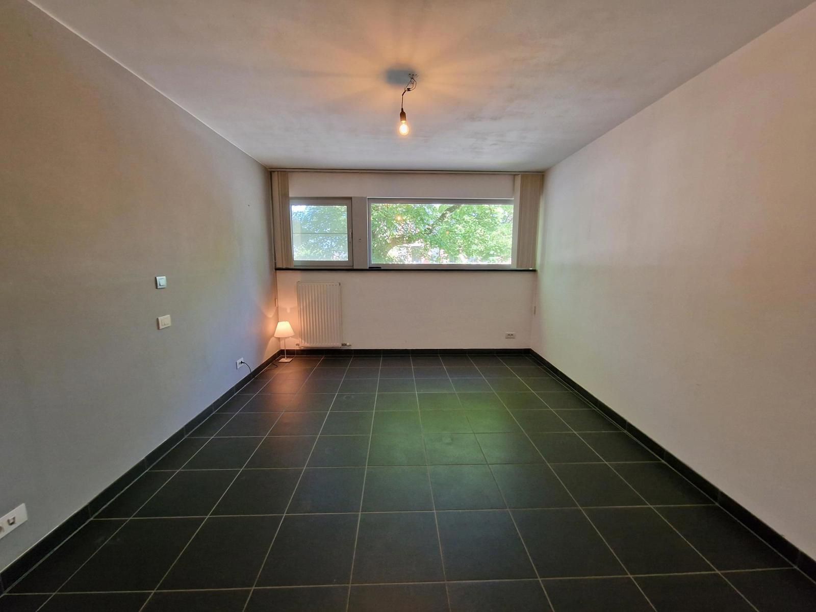 Appartement met groot terras en garage op Boulevard te Mol foto 27