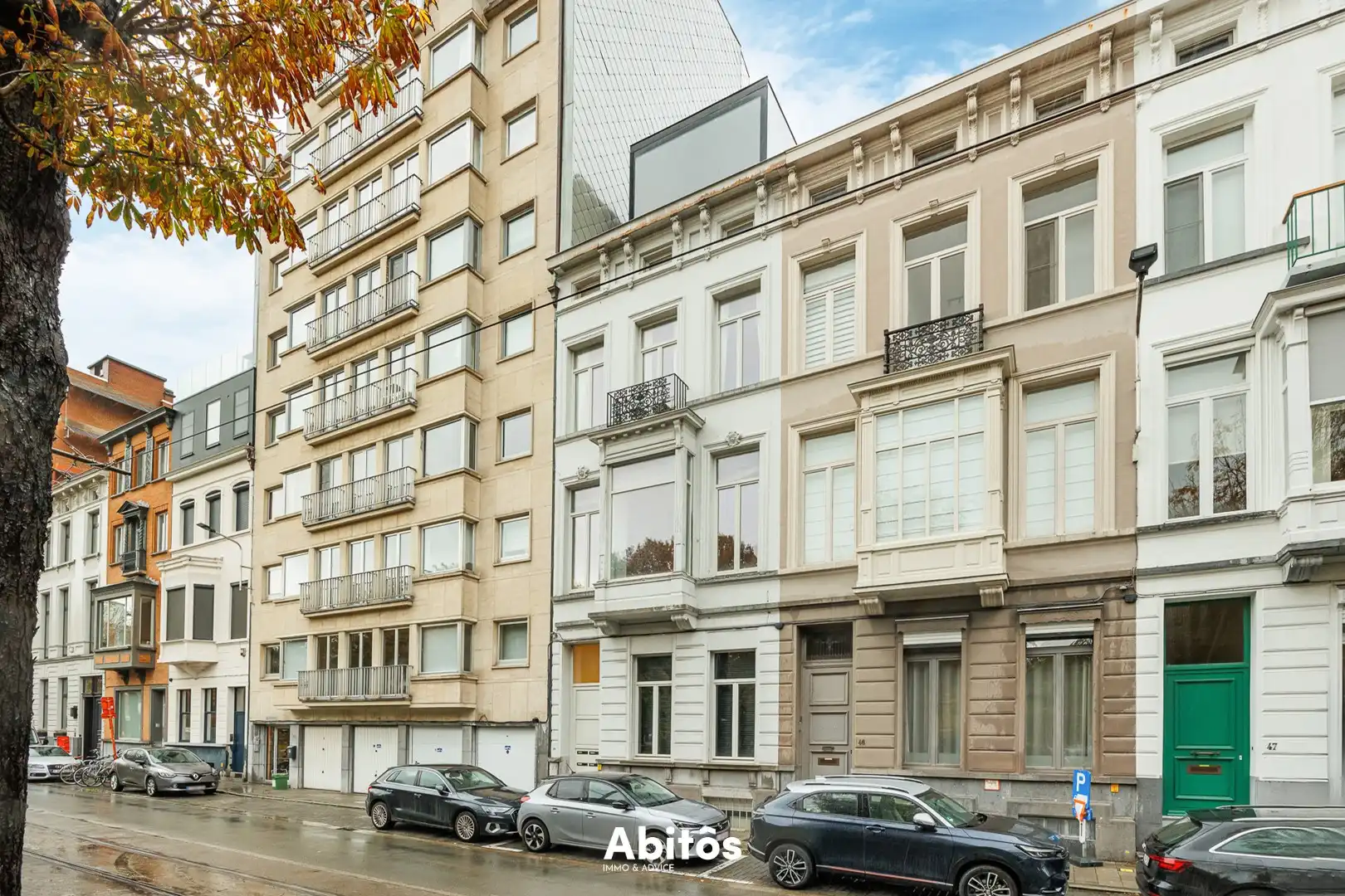Stijlvol tweeslaapkamerappartement met terras aan het Zuidpark foto 21