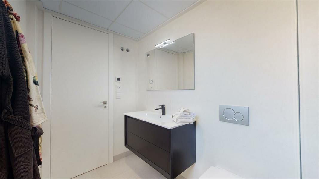 Bouw van onafhankelijke nieuwbouwvilla's, met privézwembaden en moderne afwerkingen. foto 16