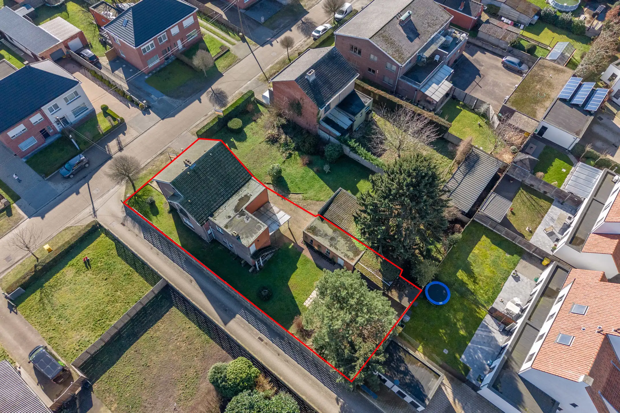 Te renoveren woning met veel potentieel te Kasterlee foto 3